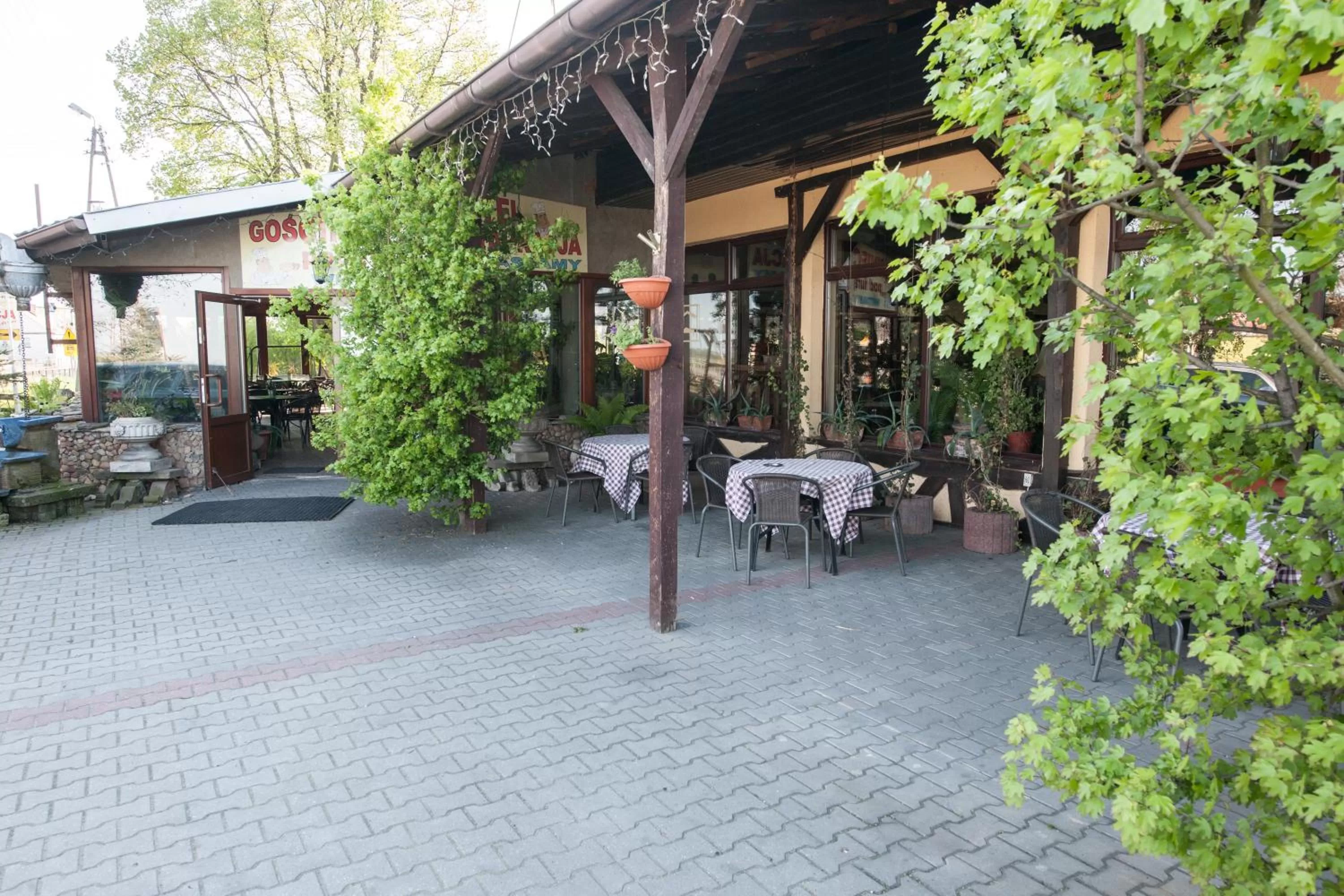 Facade/entrance in Gościniec Pod Furą