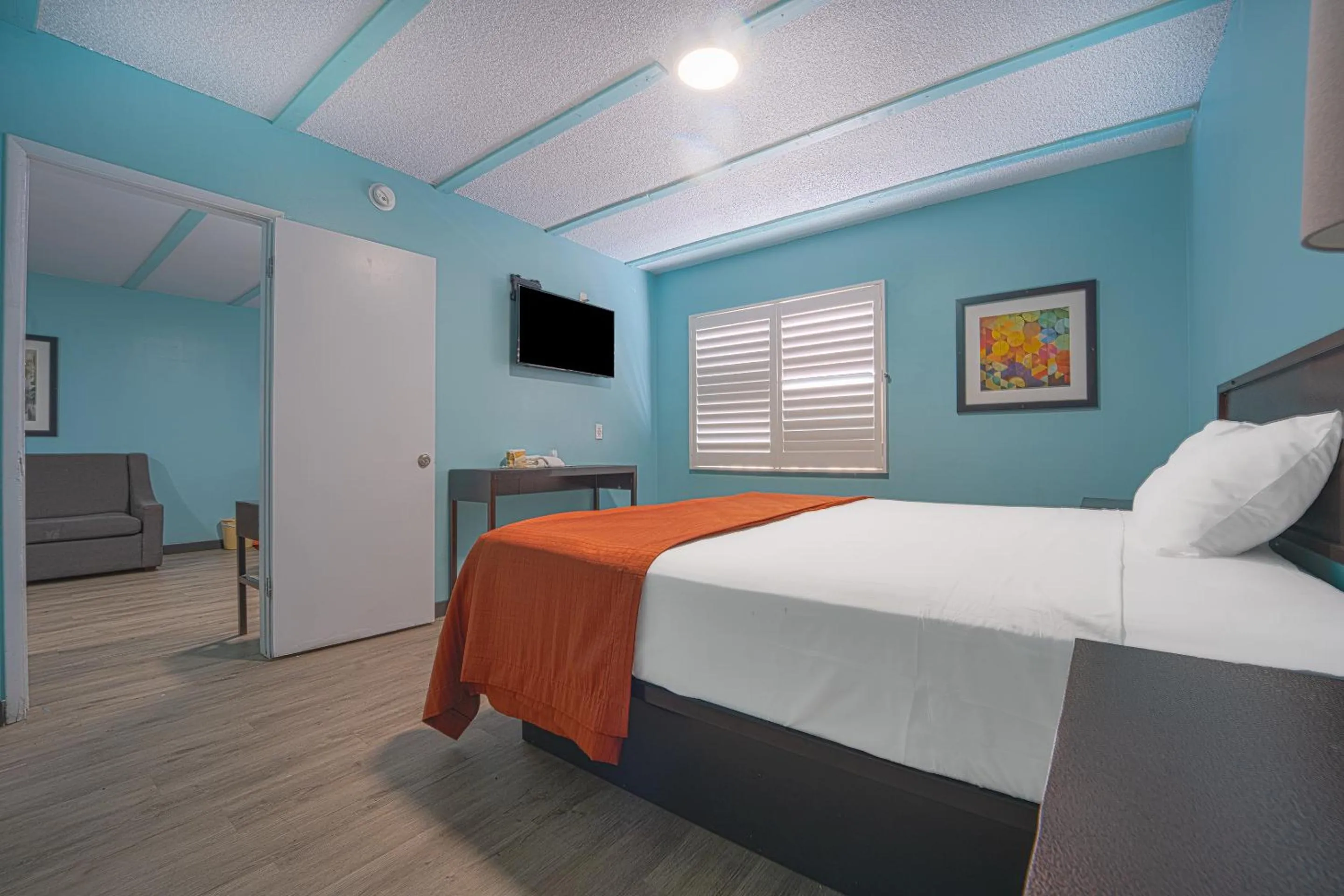 Bedroom, Bed in NOHO Hotel Hollywood LA