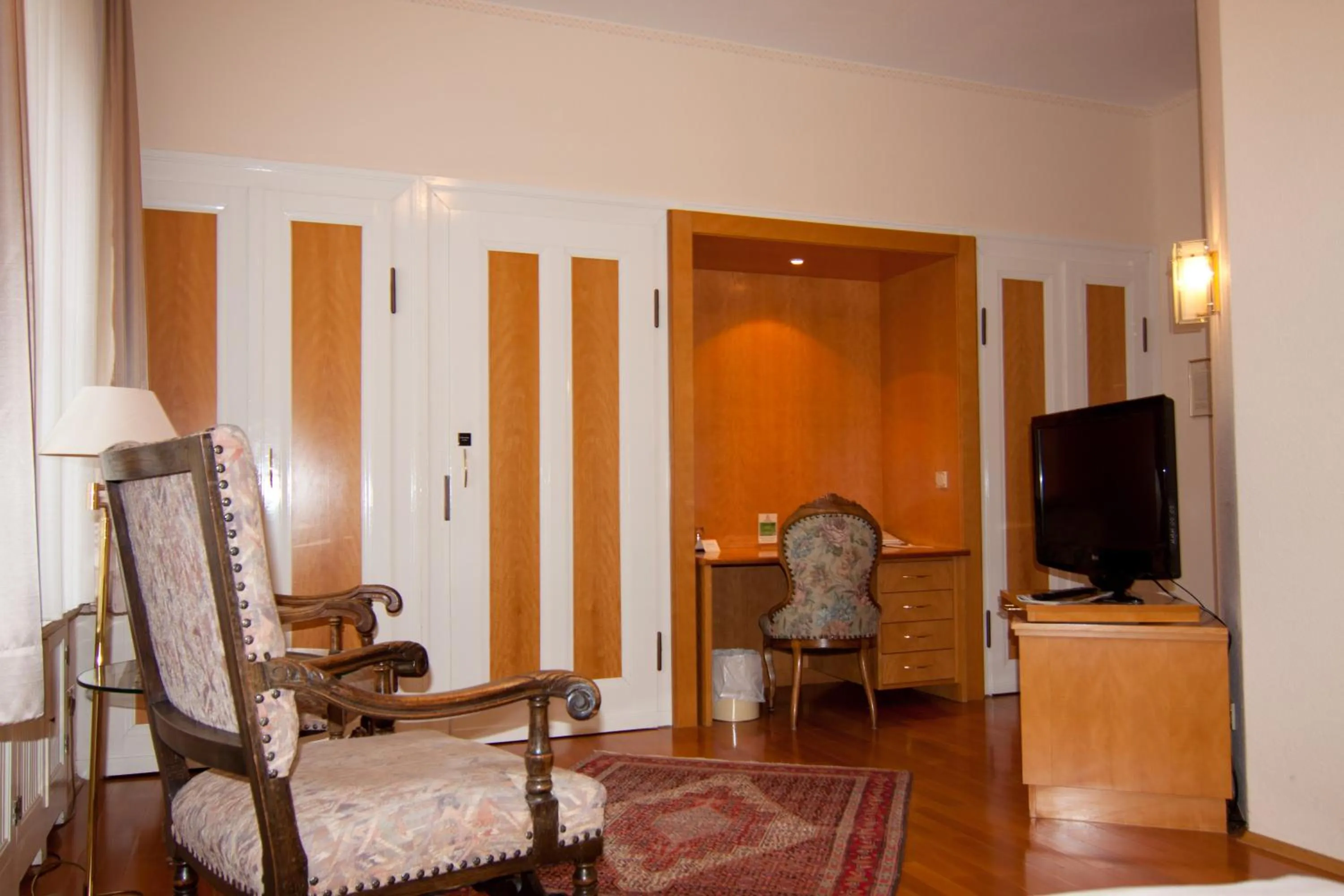 Photo of the whole room in Parkhotel Unter den Linden