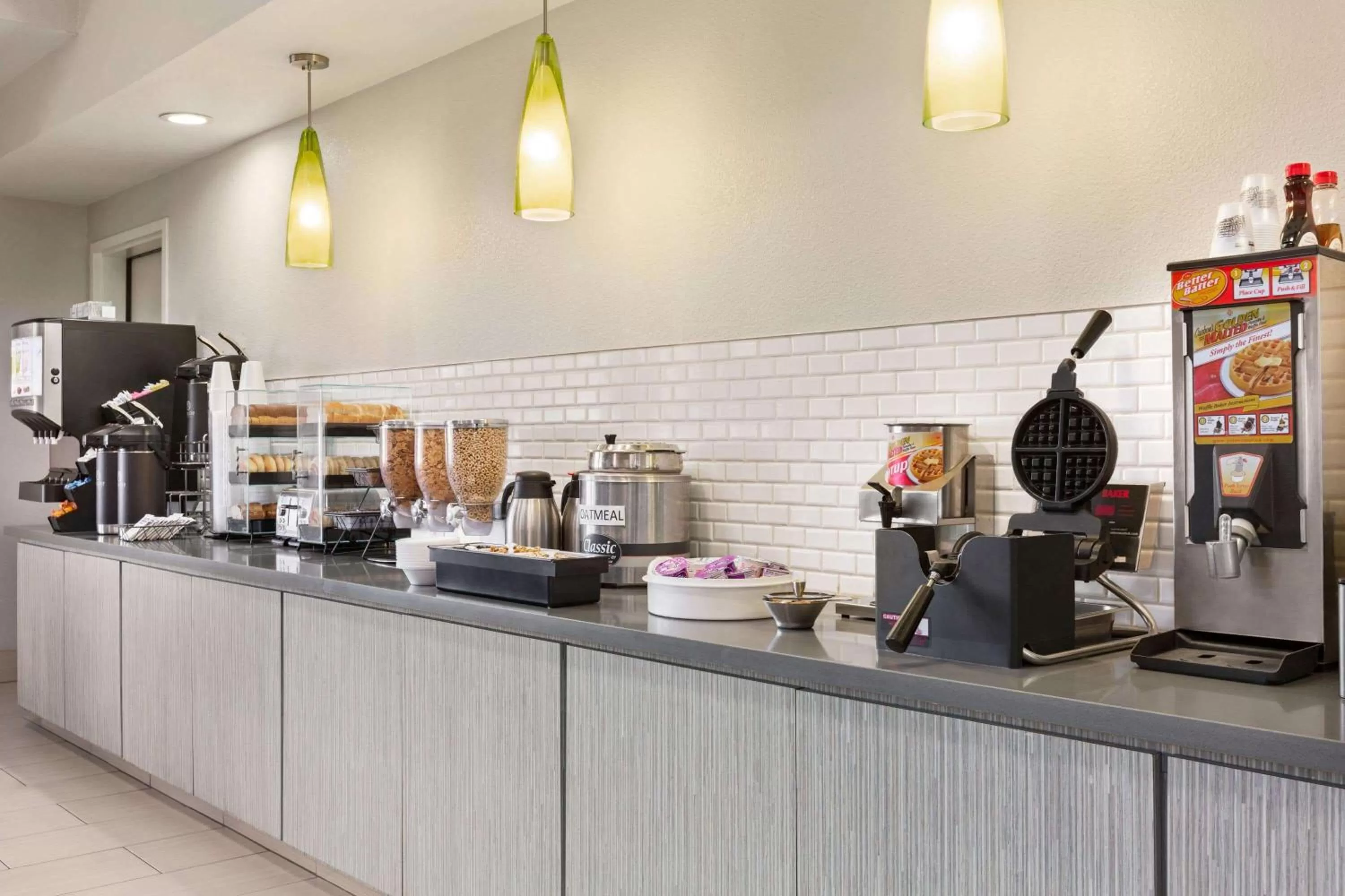 Restaurant/places to eat in La Quinta by Wyndham Fresno Northwest