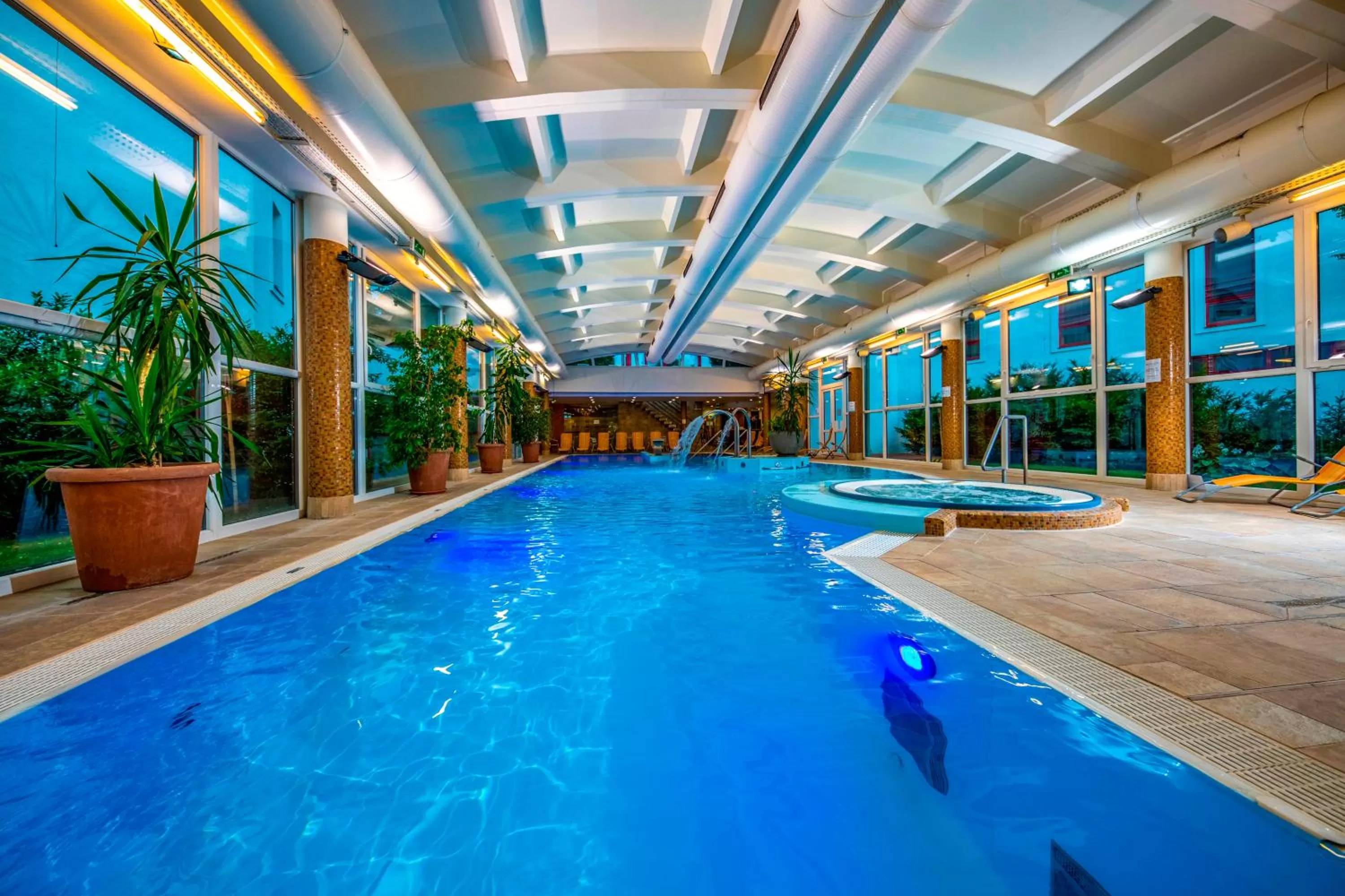 Swimming pool in Dráva Hotel Thermal Resort
