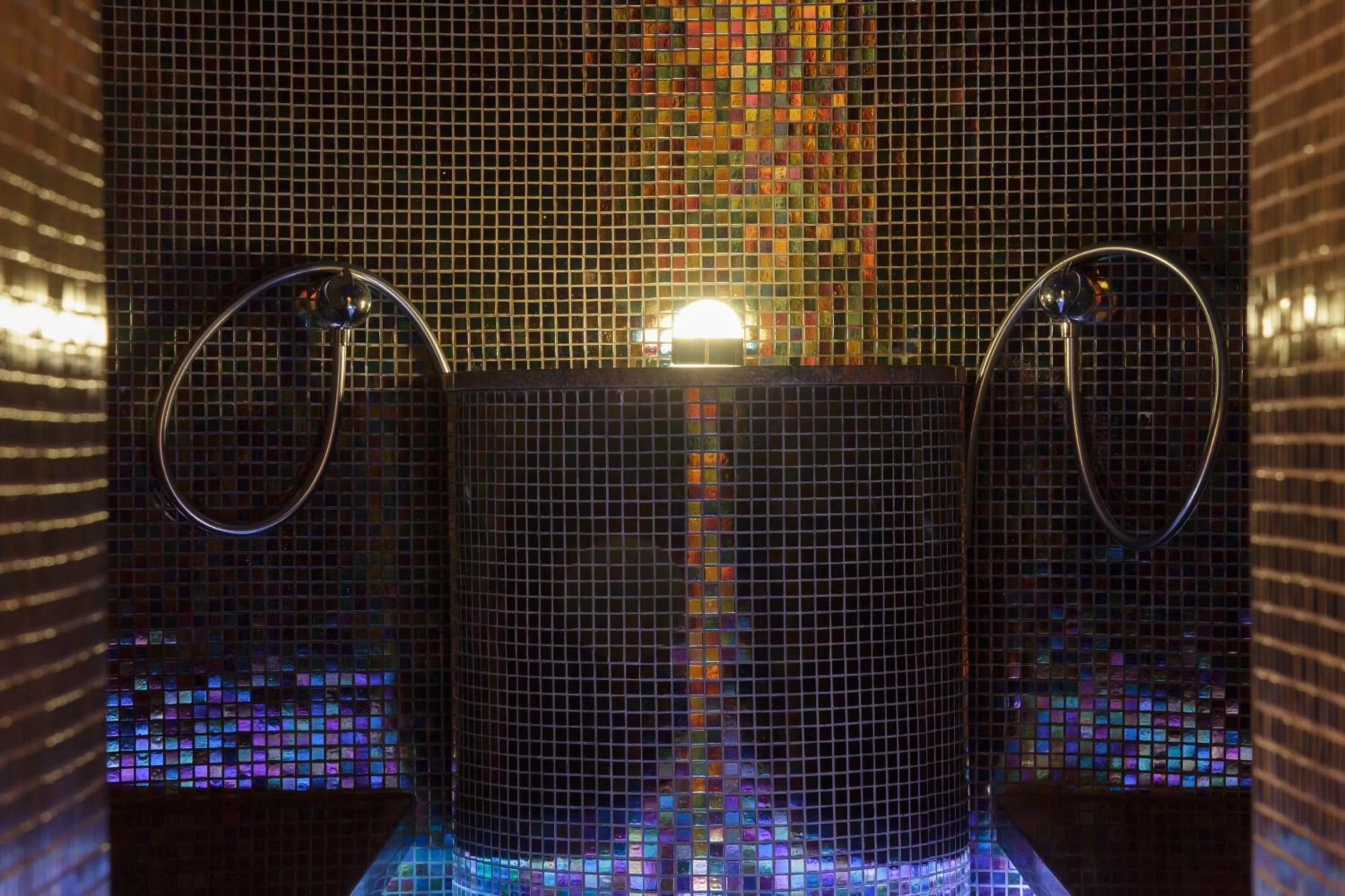 Steam room in Parkhotel del Mar