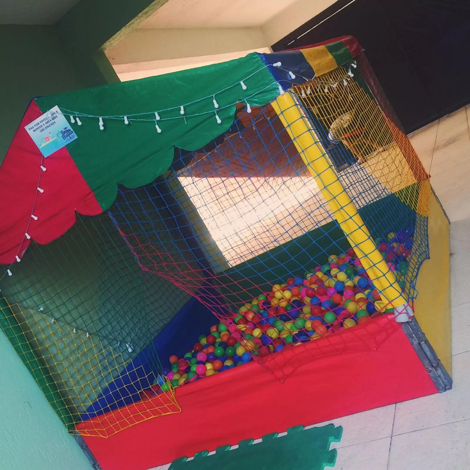 children in Hostel e Pousada Bahia Beach