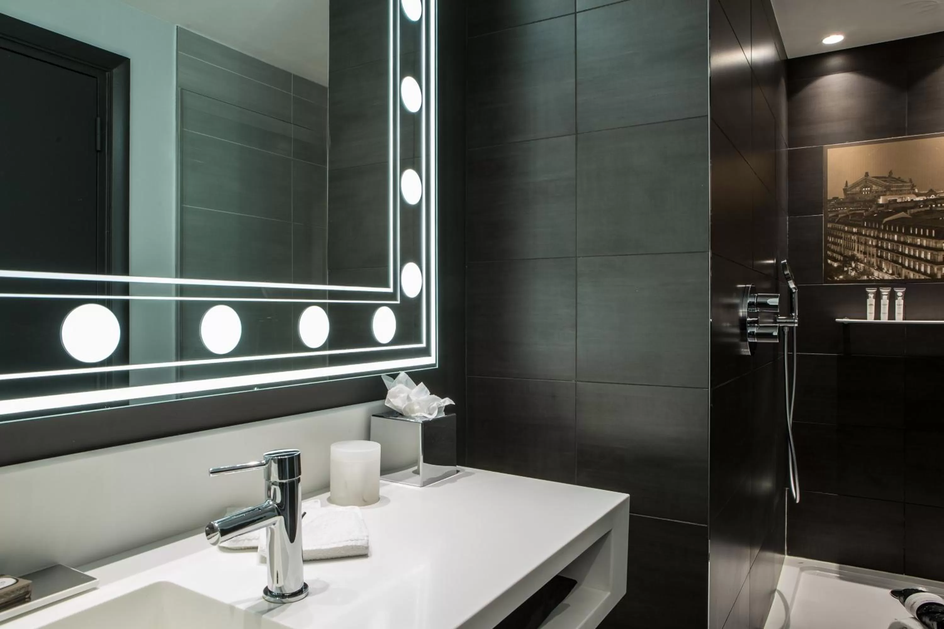 Bathroom in Hotel Indigo Paris - Opera by IHG