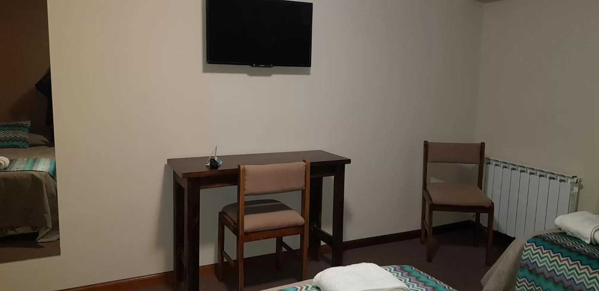 TV and multimedia, Bed in Hotel Amado