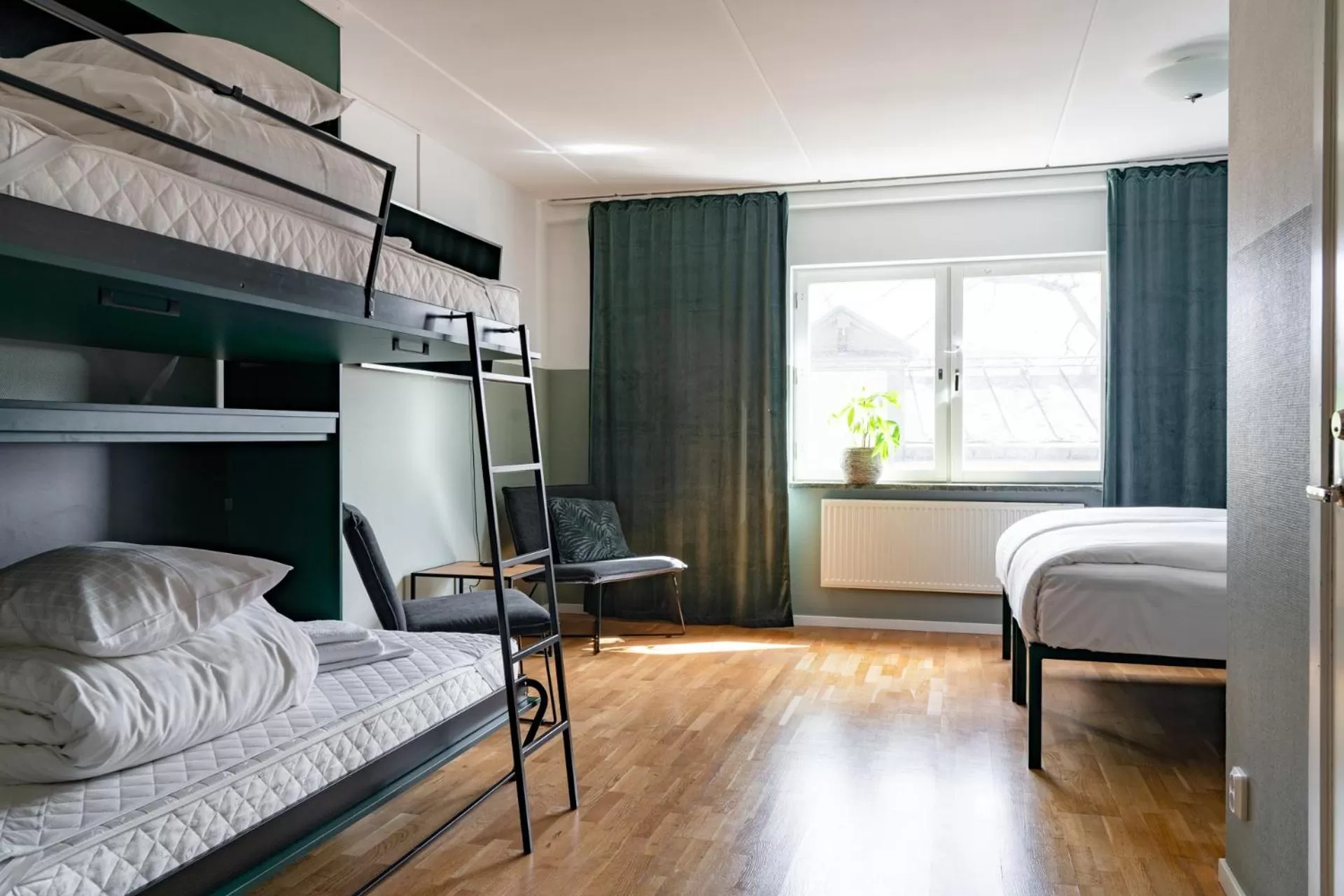 bunk bed, Bed in Botanika Uppsala