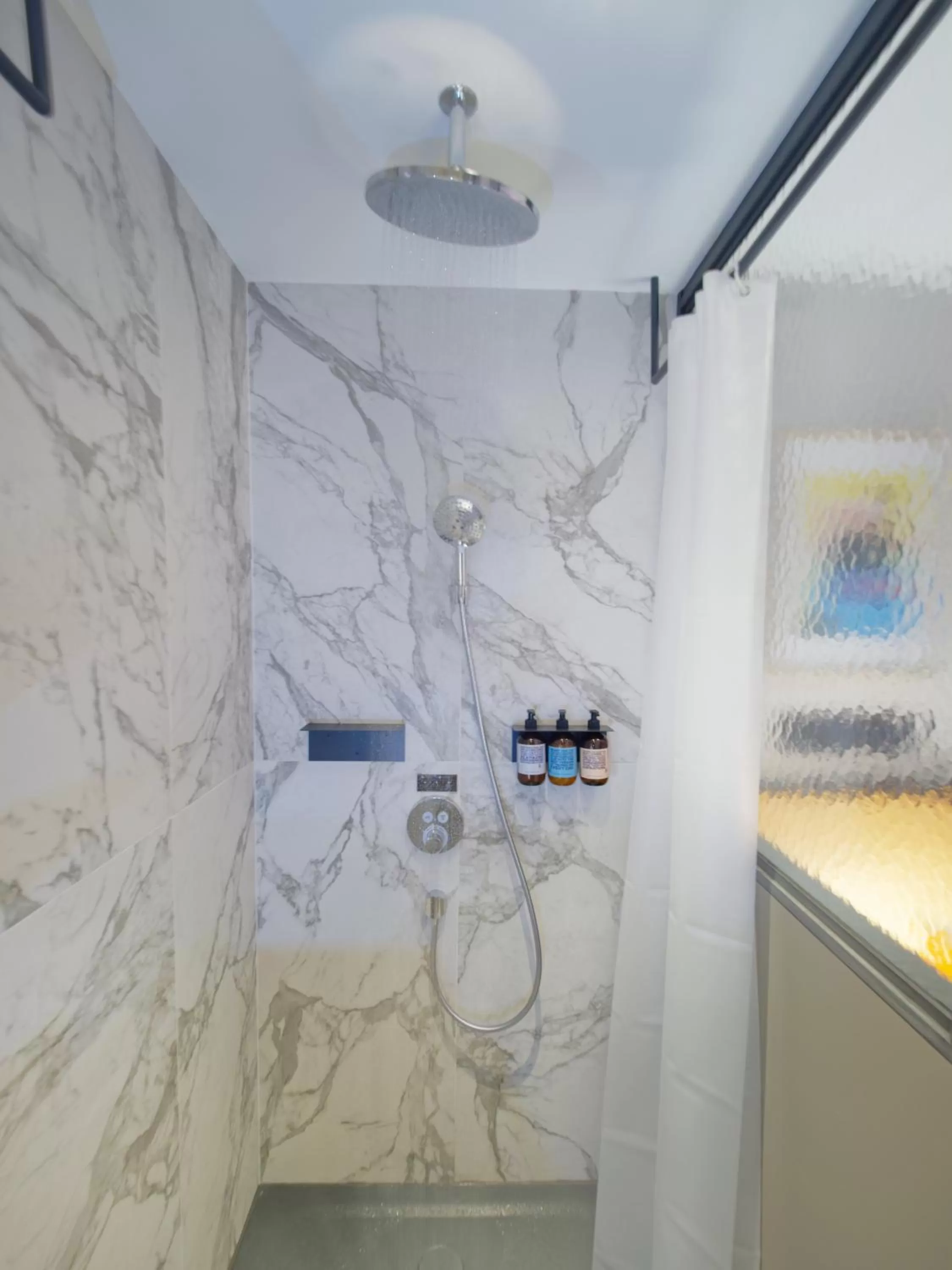 Bathroom in Hotel Soloha at Chinatown