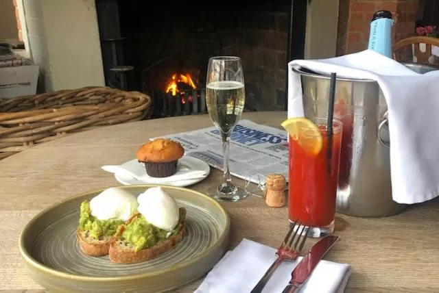 Breakfast in The Admiral Hornblower