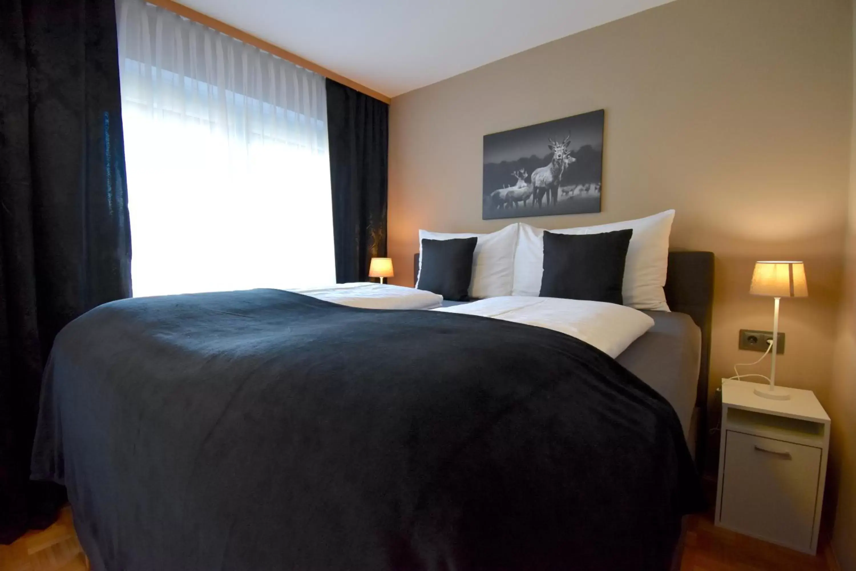 Deluxe Double Room with Balcony - single occupancy in Rooms & Amoria Spa for Adults Only - Hotel Jägerhof Wörthersee Deluxe Double Room with Balcony - single occupancy in Rooms & Amoria Spa for Adults Only - Hotel Jägerhof Wörthersee