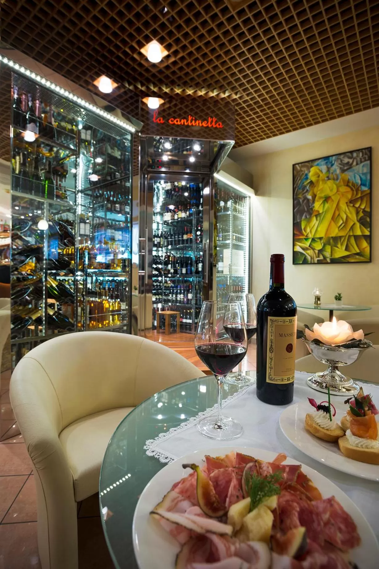 Lounge or bar in Savoy Beach Hotel & Thermal Spa