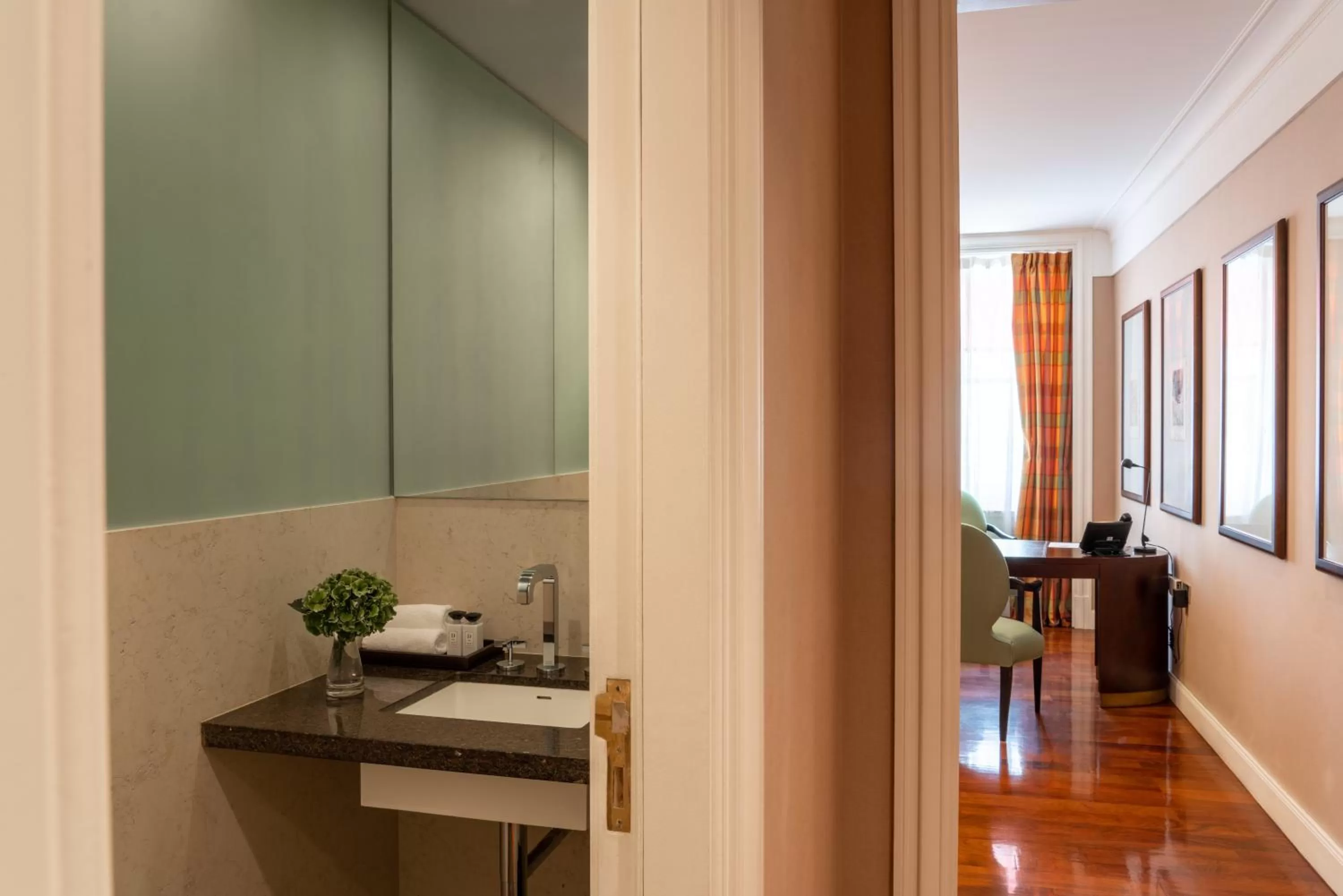Bathroom in Palacio Duhau - Park Hyatt Buenos Aires