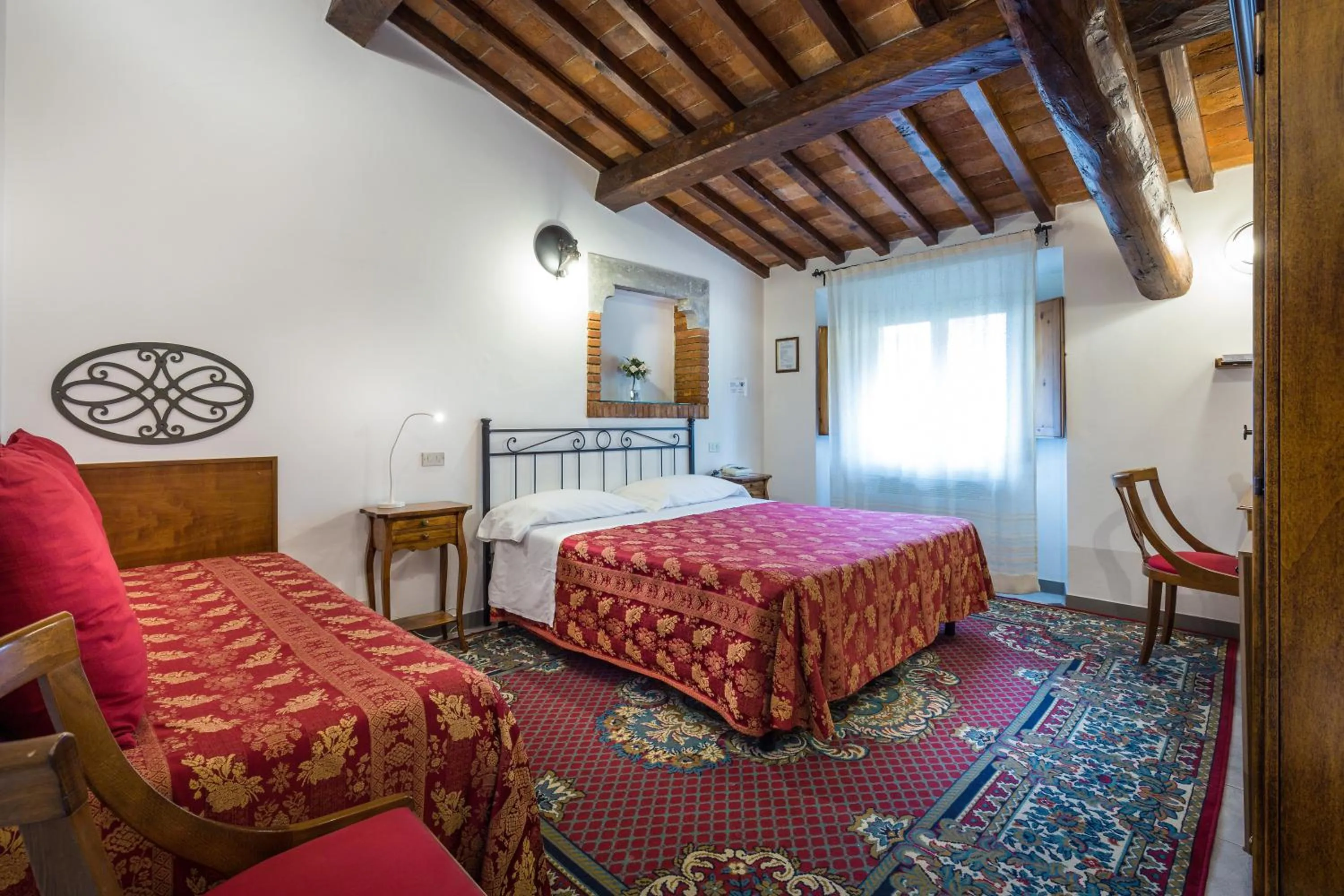 Photo of the whole room, Bed in Hotel Collodi Firenze