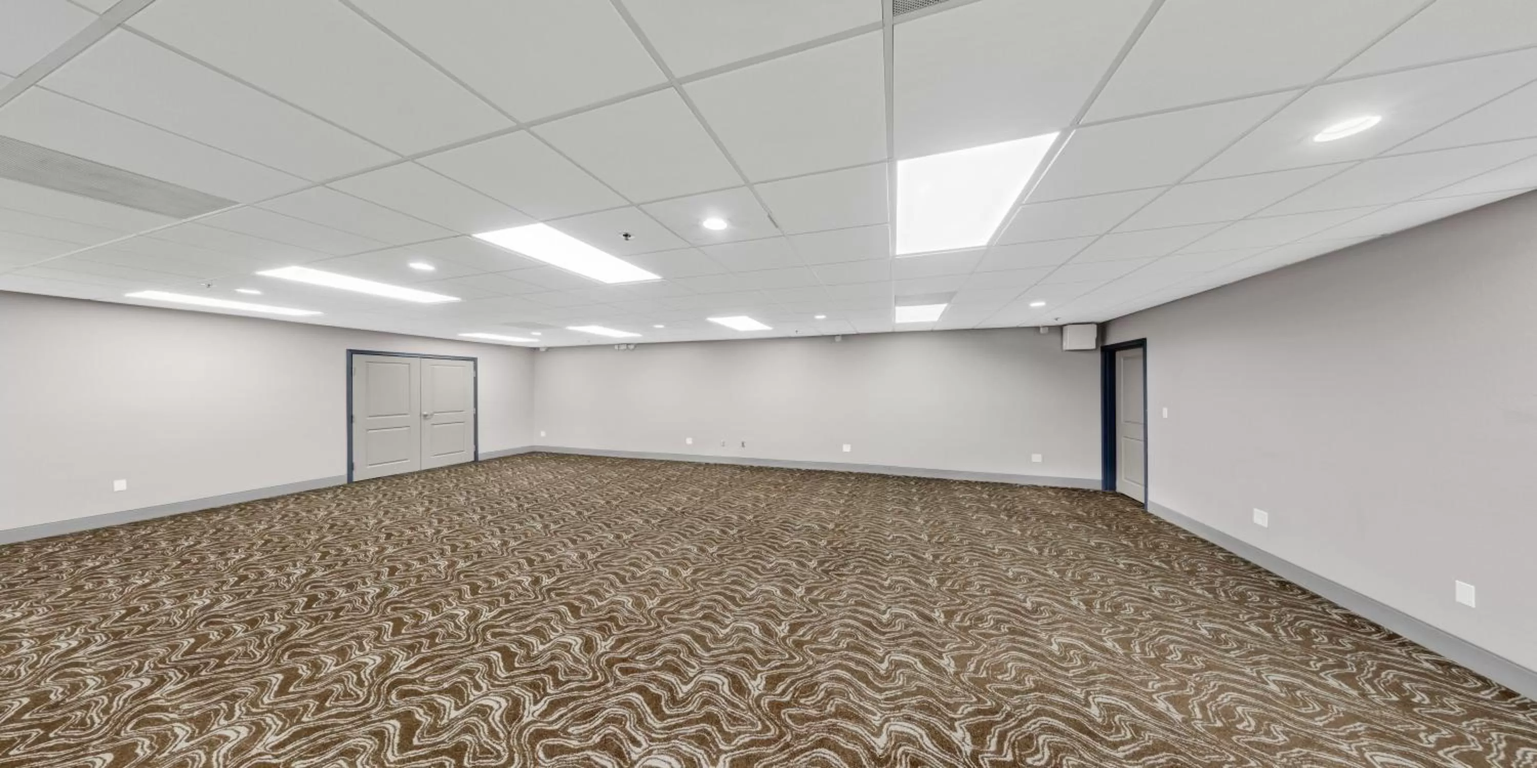 Meeting/conference room in Country Inn & Suites by Radisson, Fargo, ND