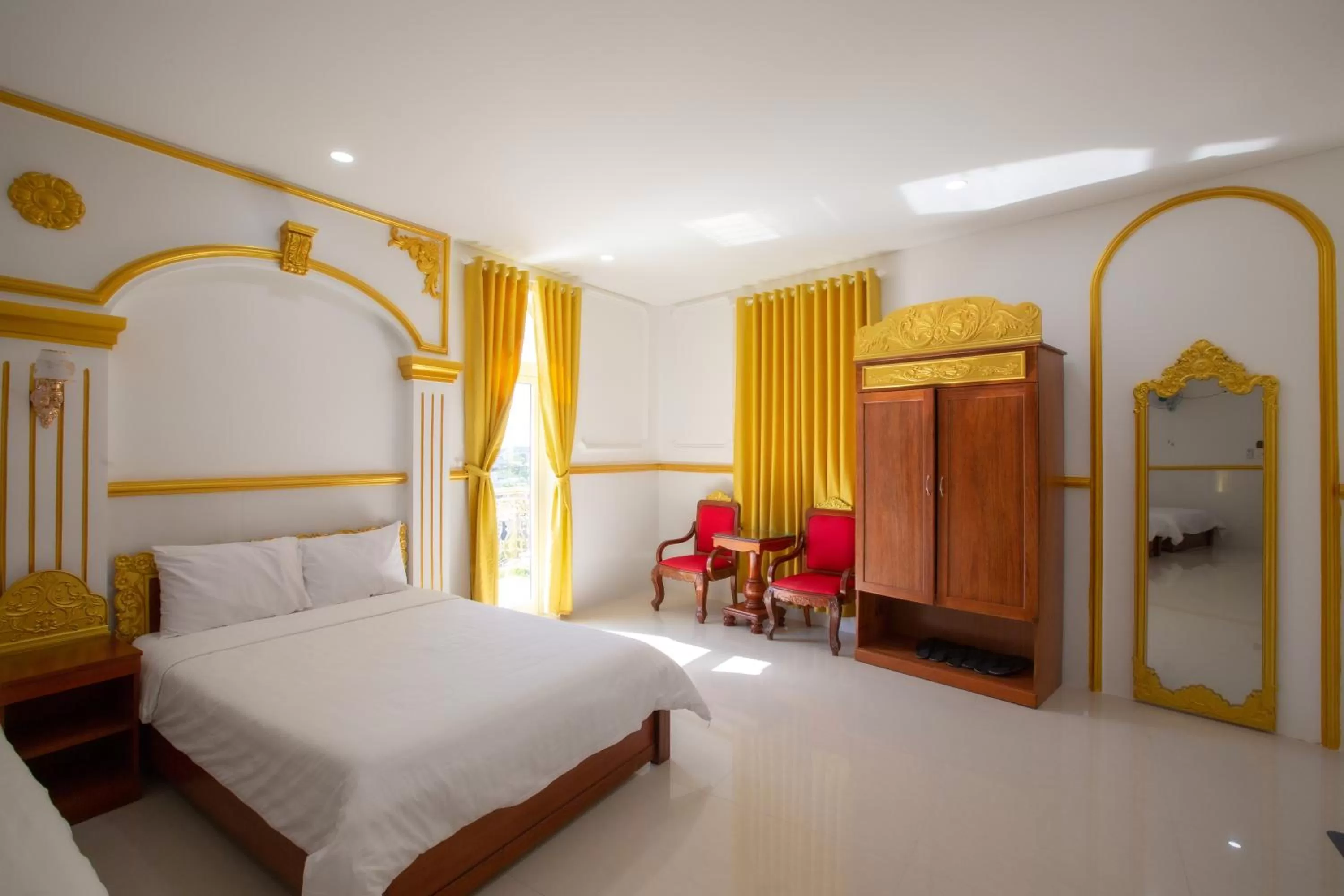 Bed in KING VILLA QUẢNG NGÃI