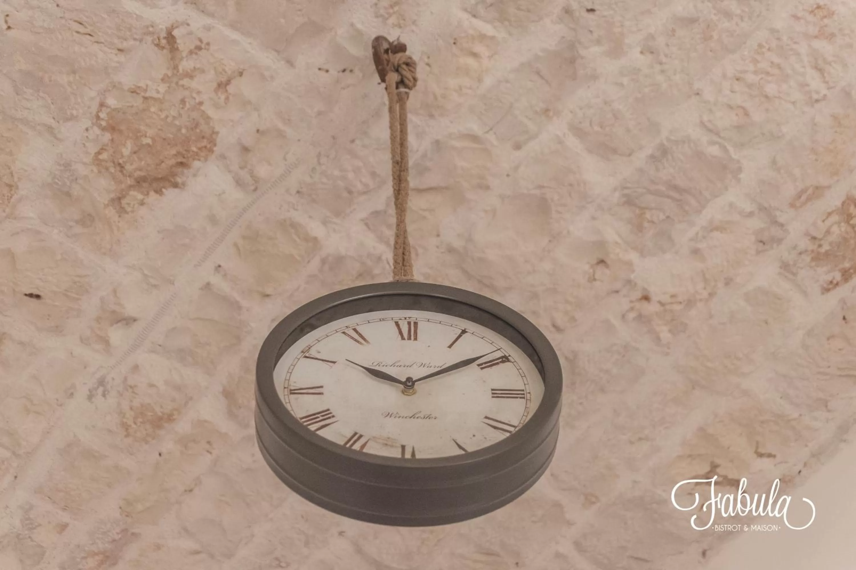 Decorative detail in Masseria Fabula Bistrot & Maison