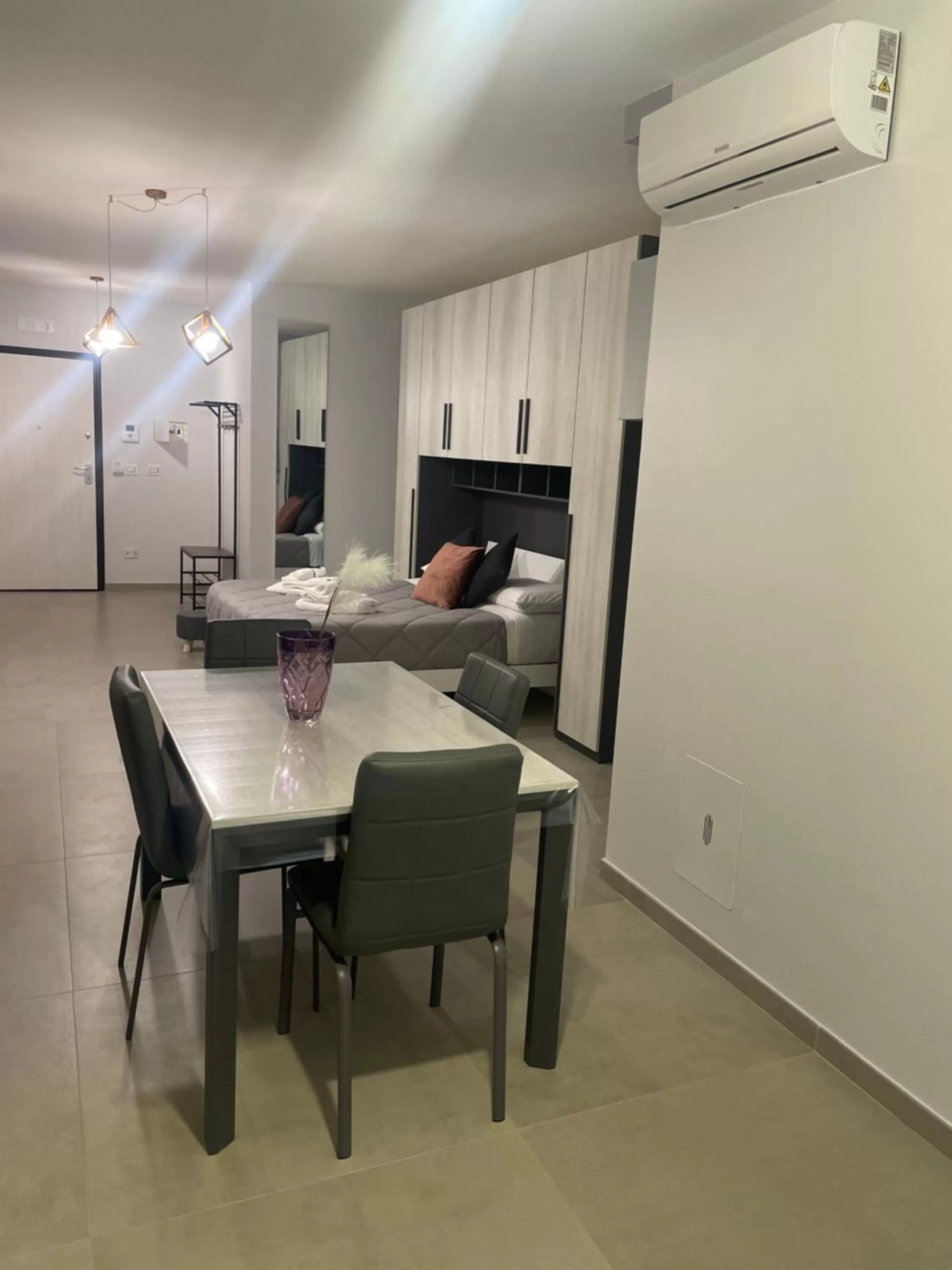 Dining area in B&B Elles con parcheggio interno