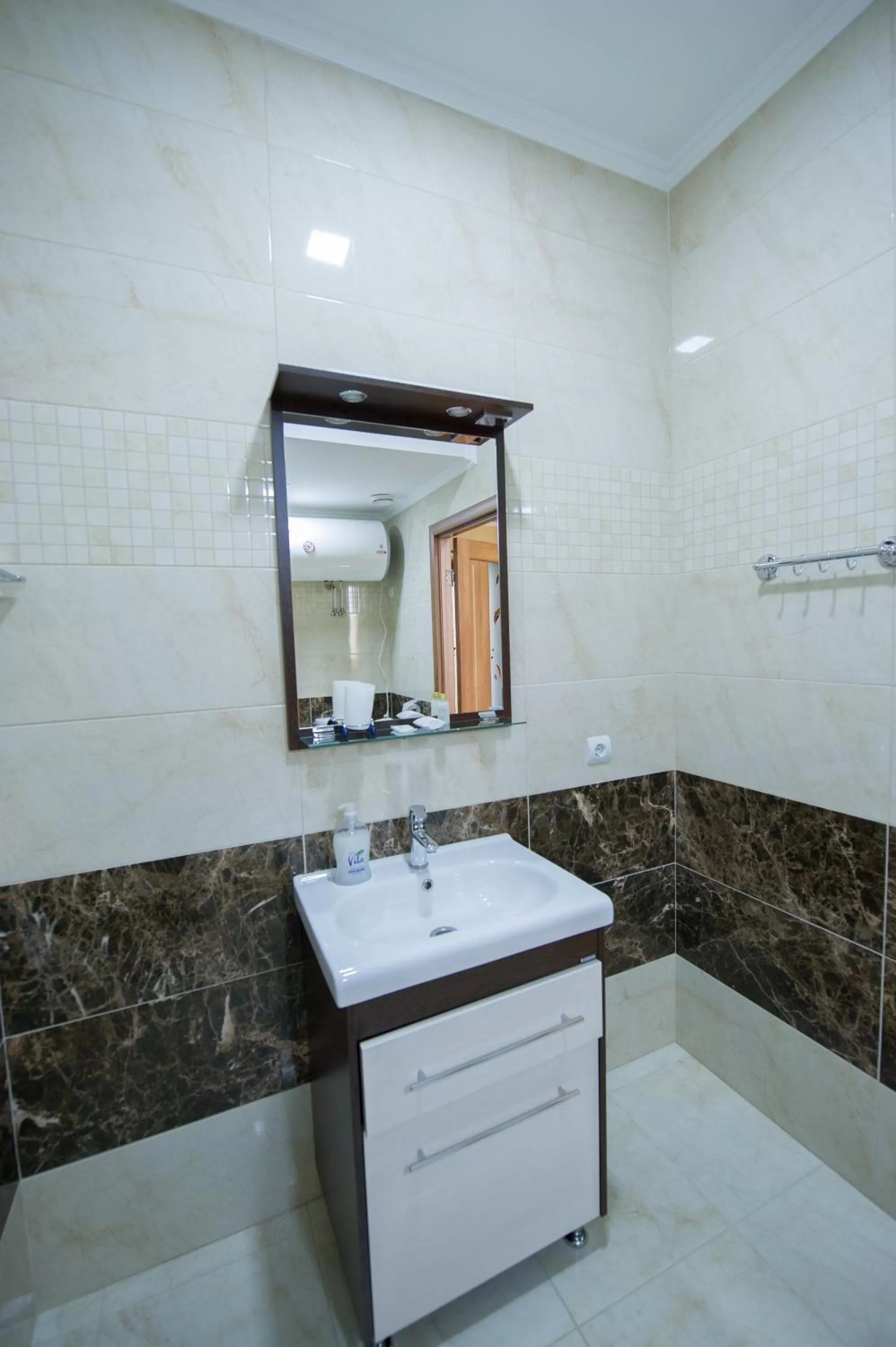 Toilet in Elite Hotel