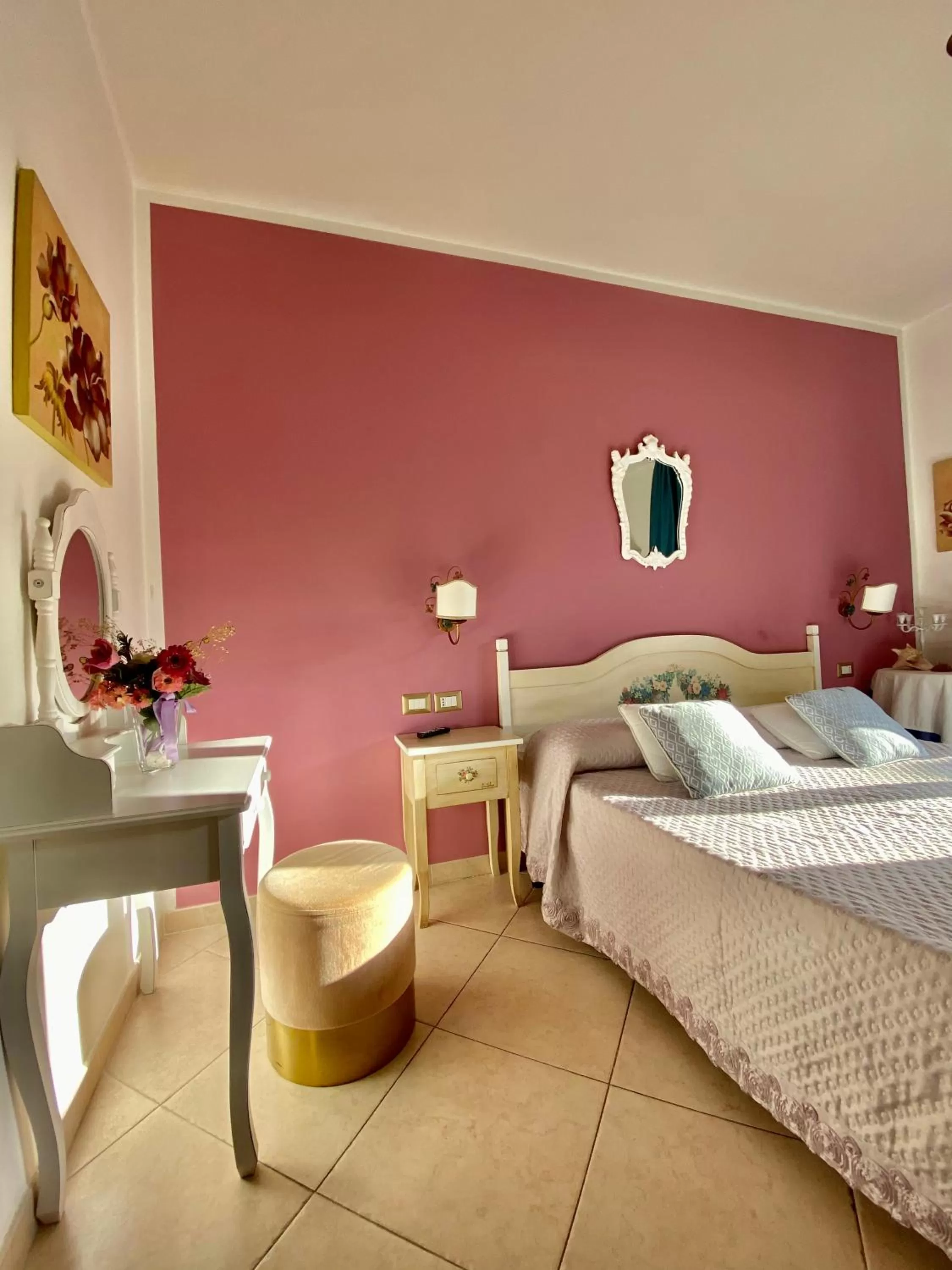 Photo of the whole room, Bed in Hotel Scilla