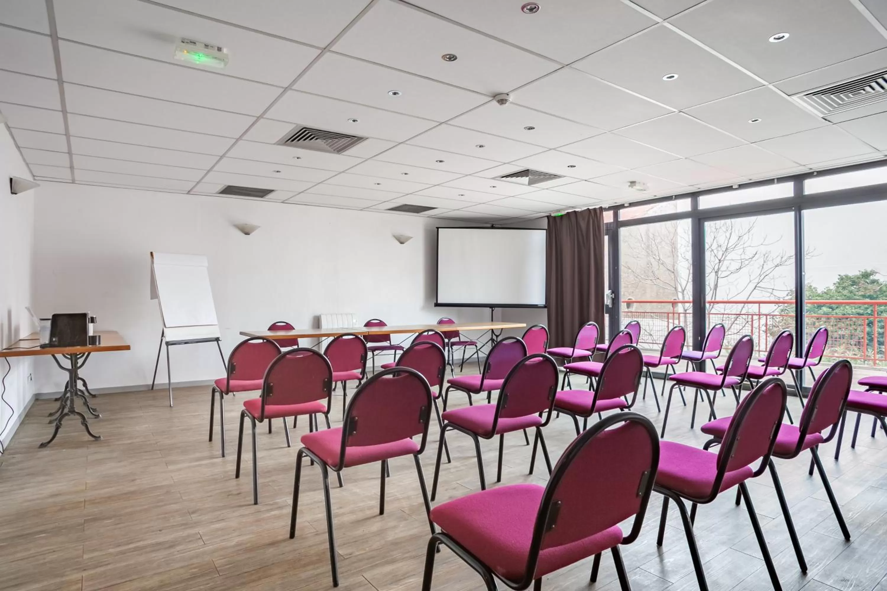 Business facilities in Residhotel Le Grand Prado