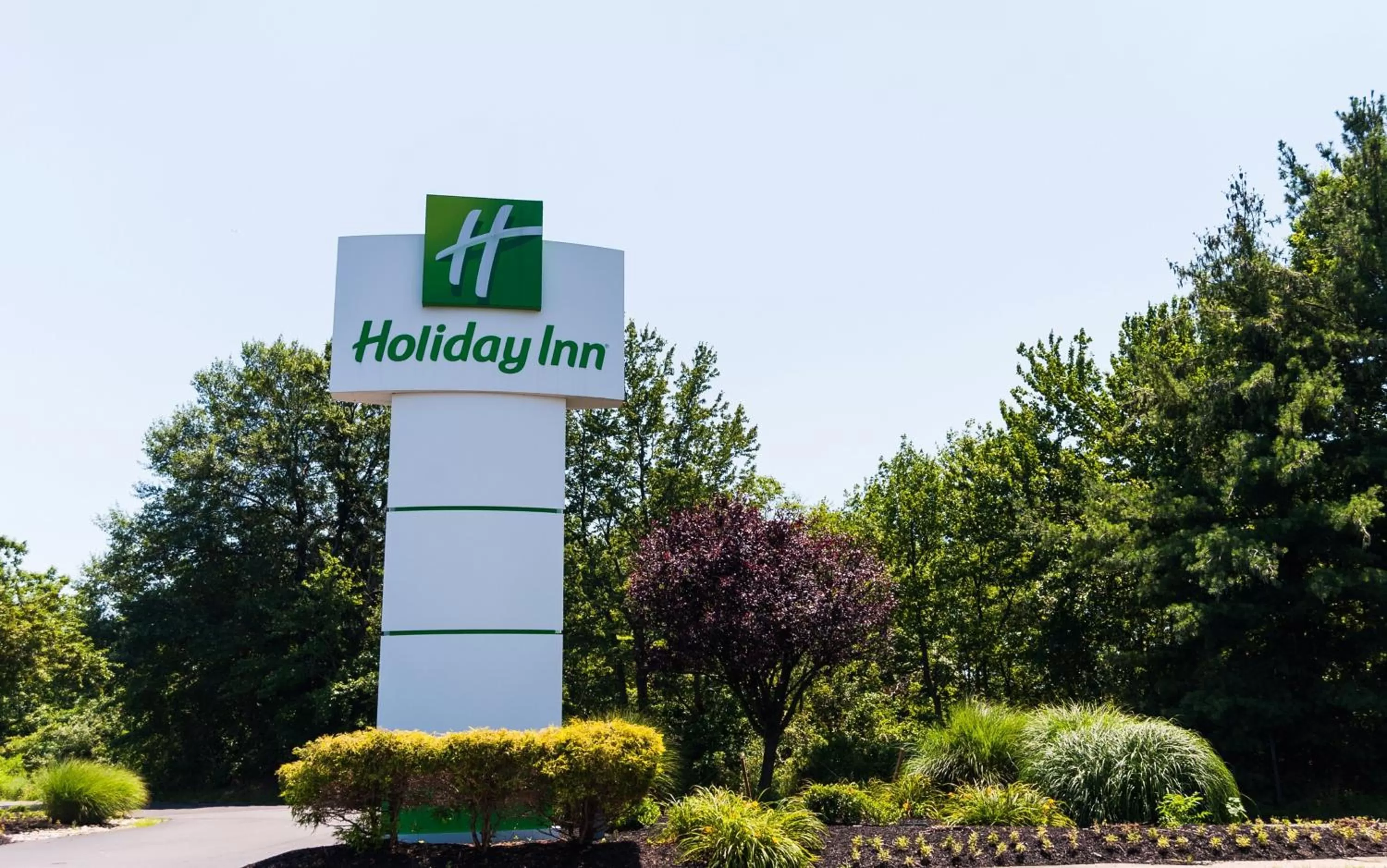 Property building in Holiday Inn Philadelphia South-Swedesboro by IHG