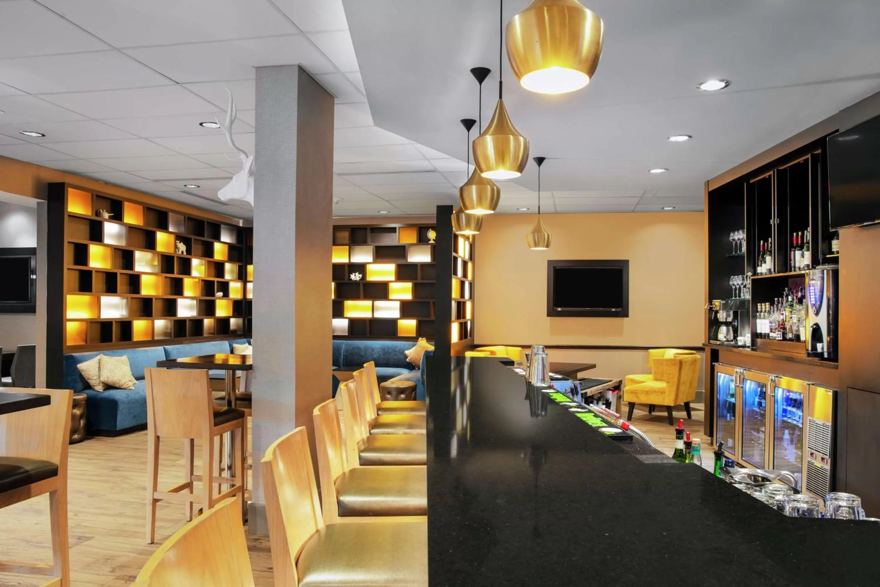 Lounge or bar in DoubleTree by Hilton Hotel Deerfield Beach Boca Raton