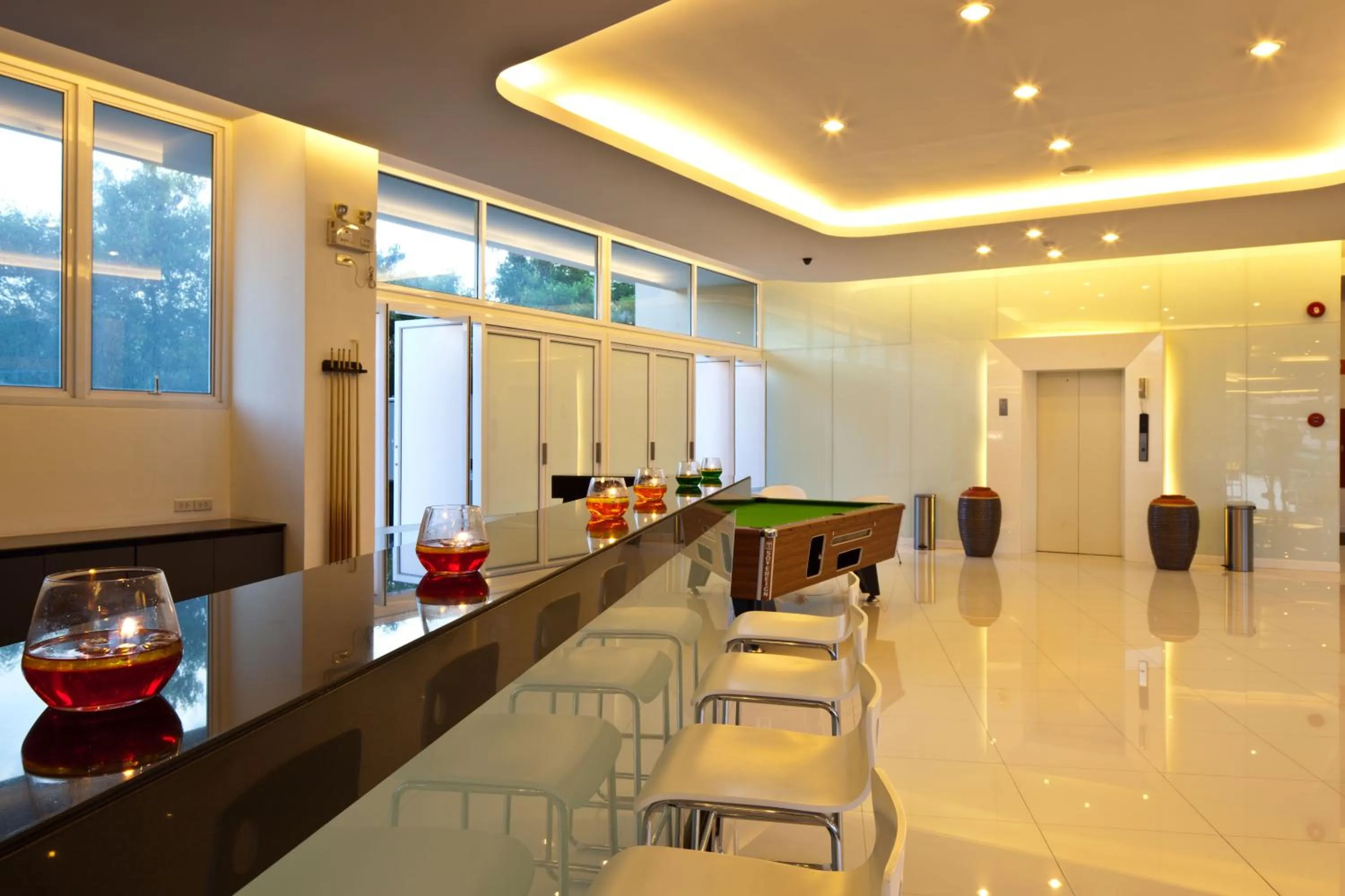 Billiard in Hotel J Pattaya