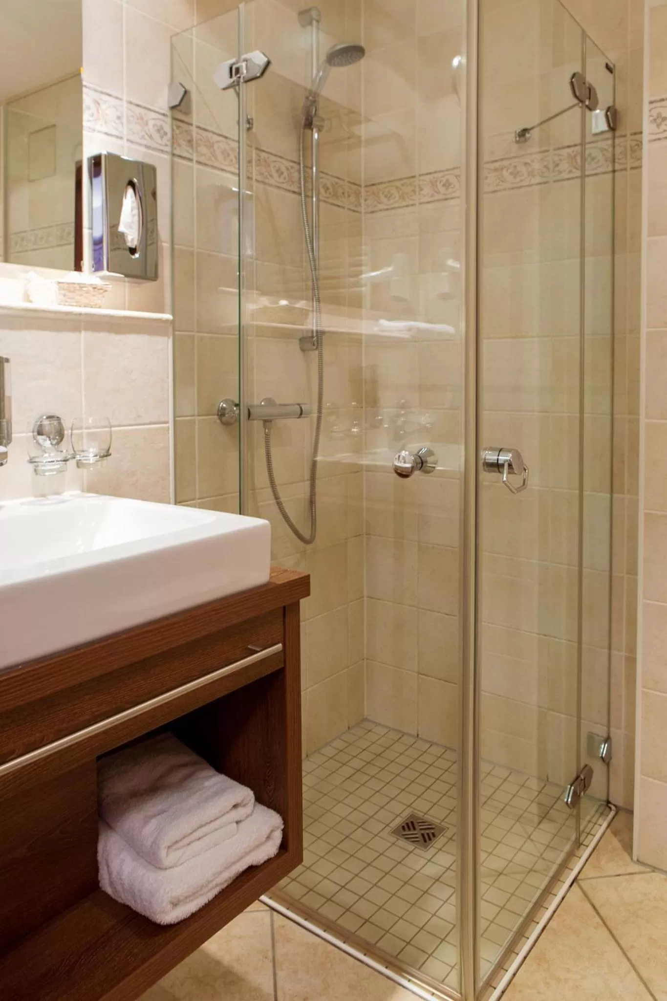 Bathroom in Hotel Ettrich & Elbresort Rathen