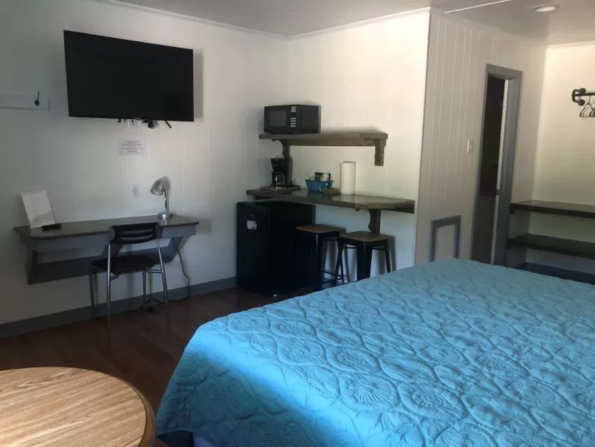 TV and multimedia, Bed in Swell Motel