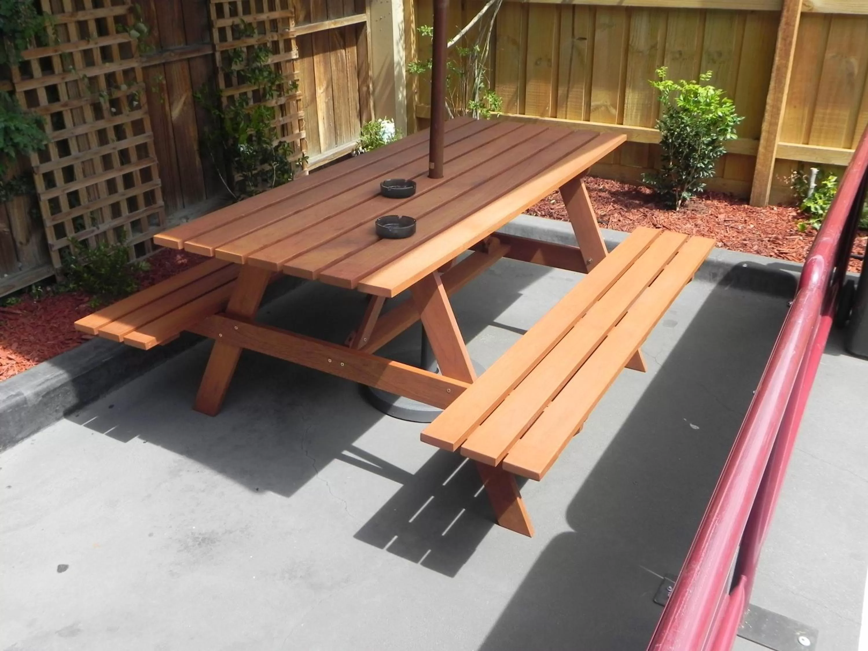 Facade/entrance in St Georges Motor Inn