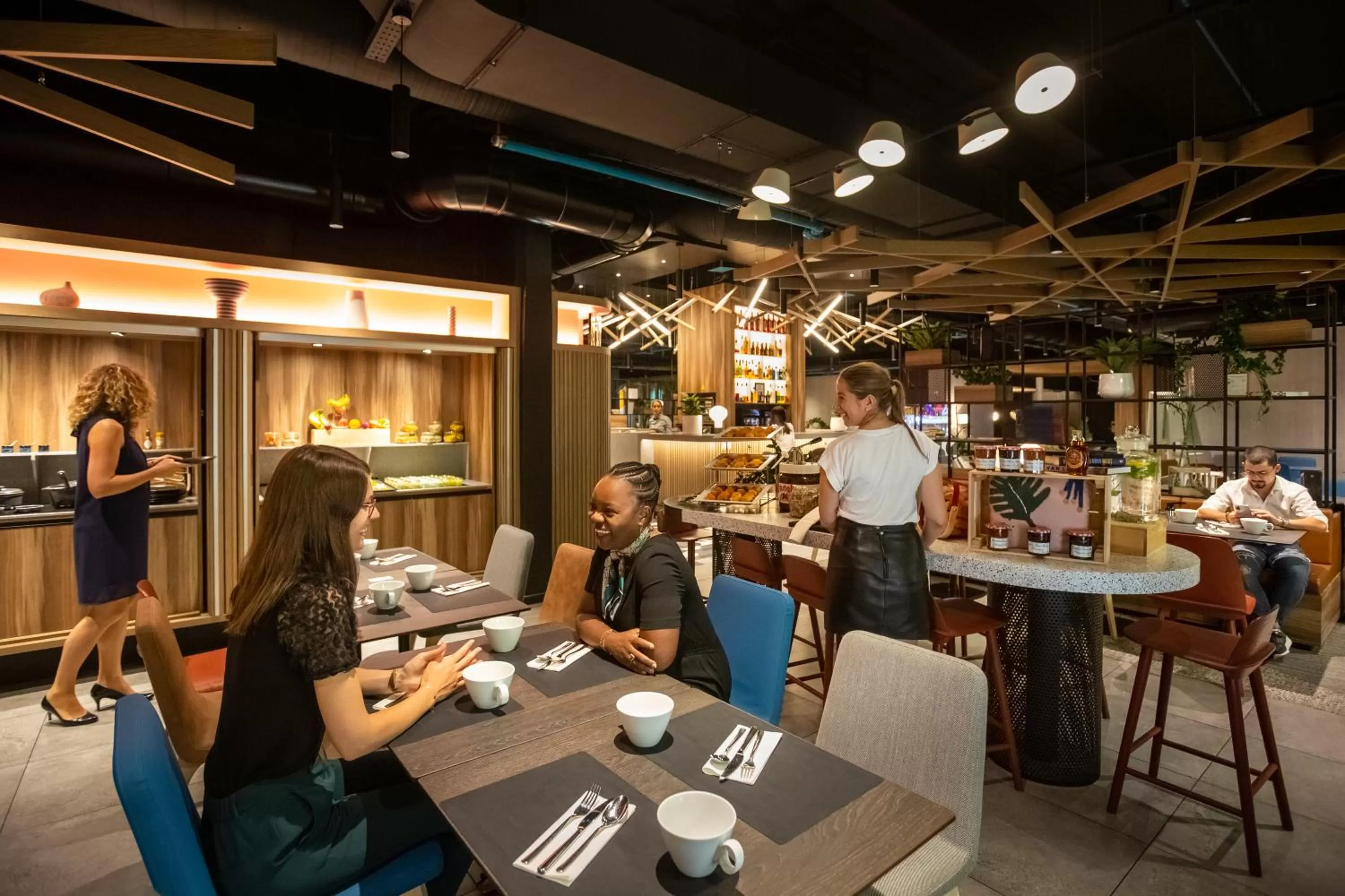 Restaurant/places to eat in Novotel Strasbourg Centre Halles