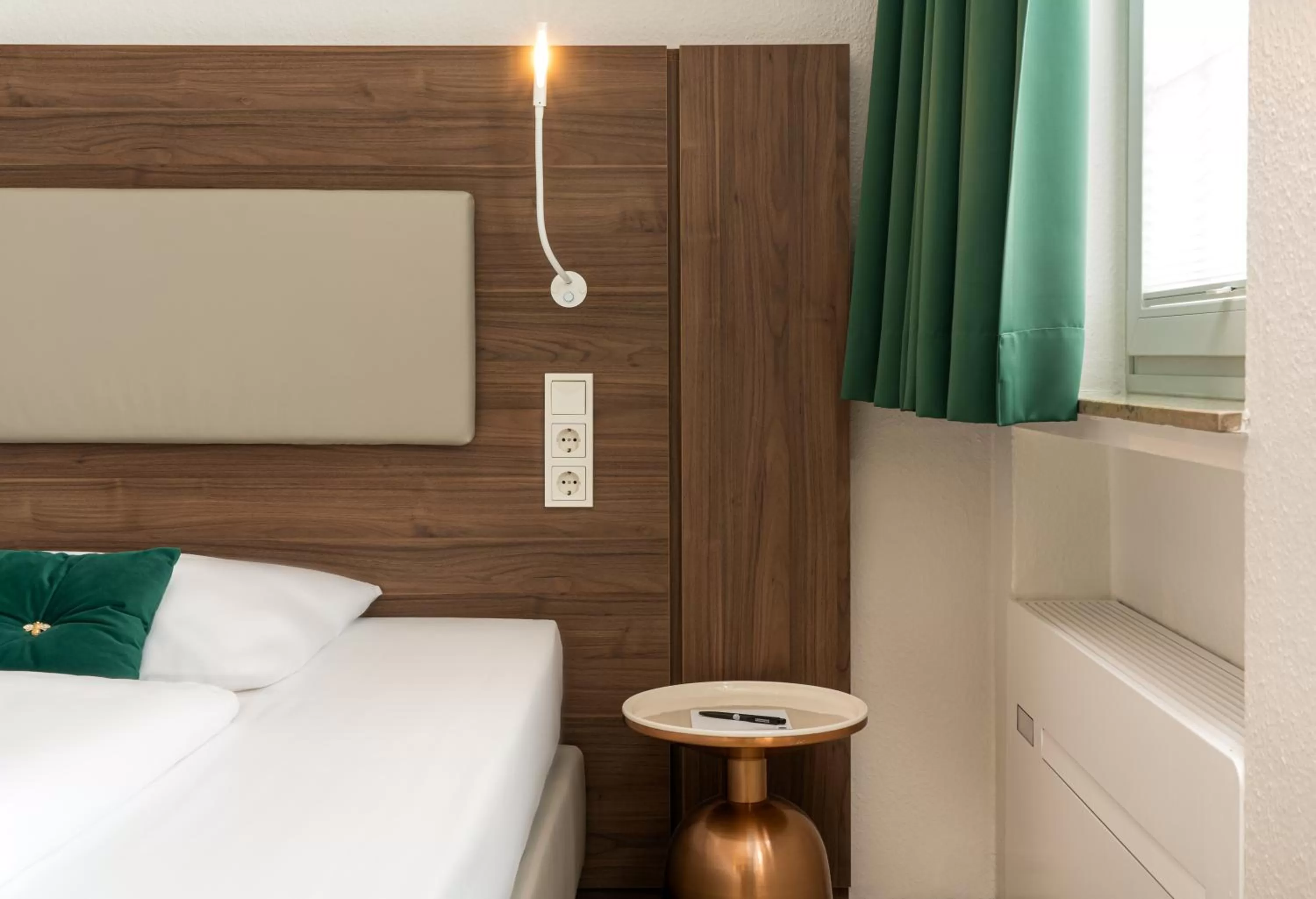 Bed in Arthotel ANA Liberty Bremen City