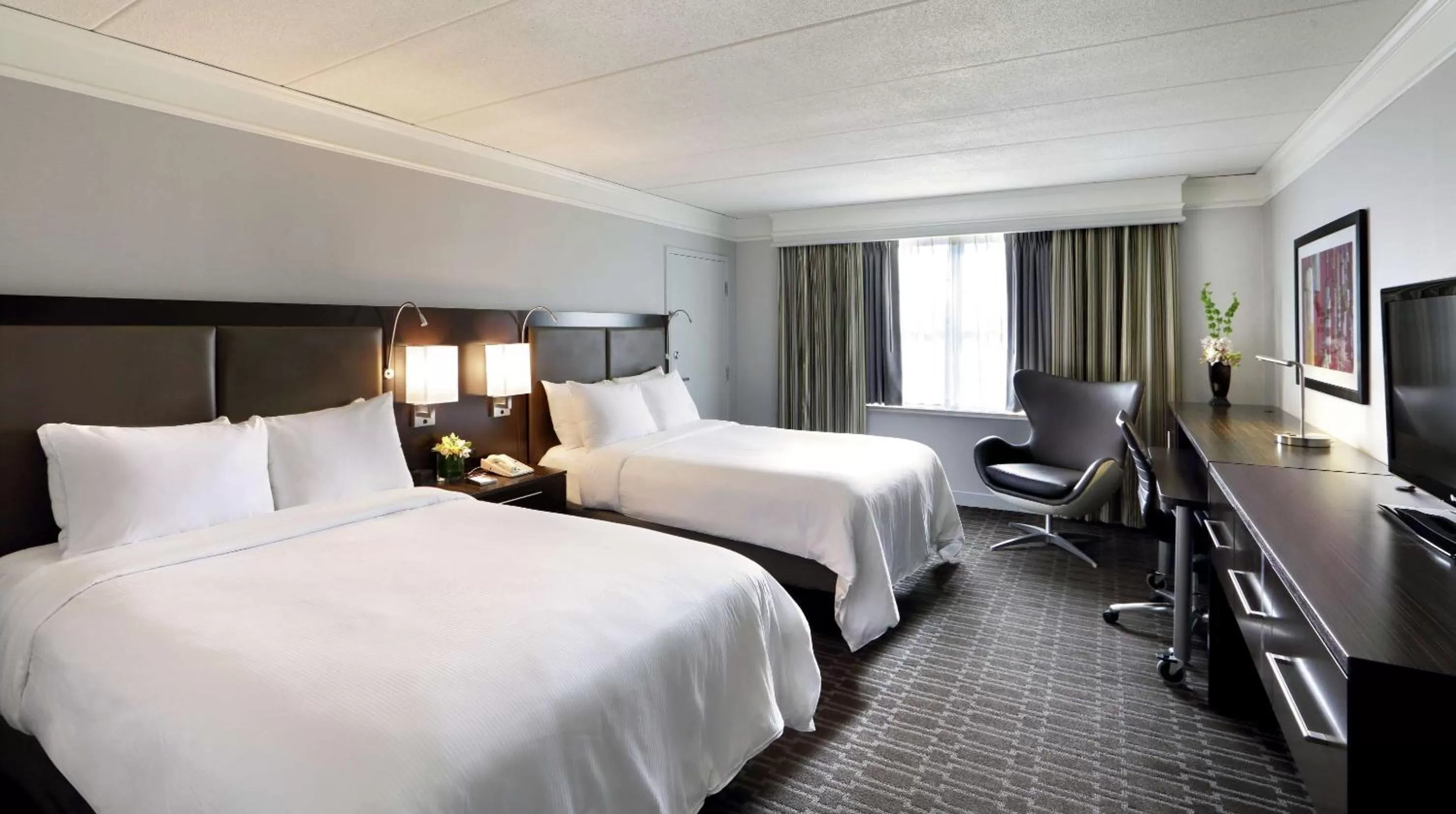 Bedroom, Bed in Hilton Mystic