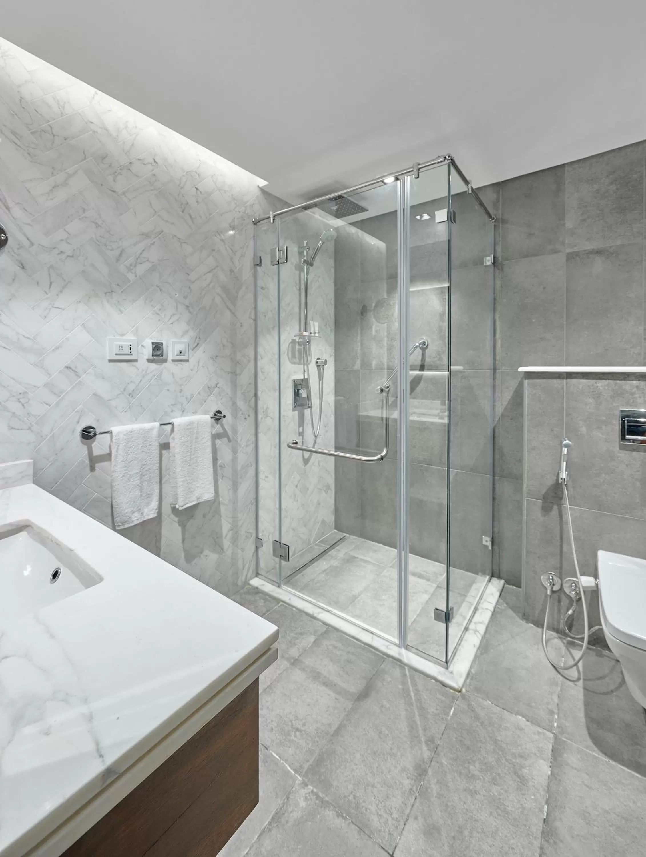 Bathroom in Holiday Inn & Suites - Cairo Maadi by IHG