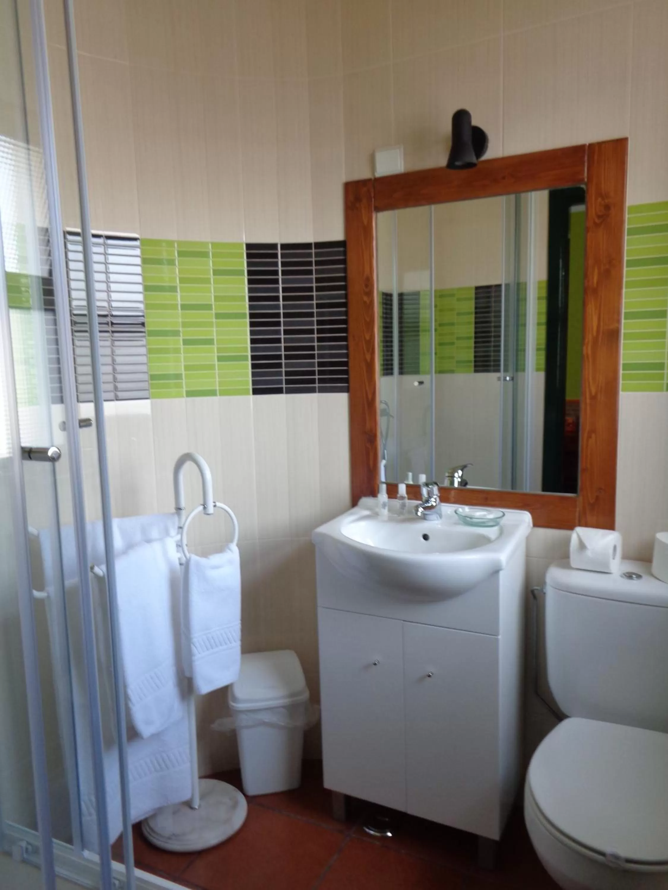 Shower in Rosa dos Ventos