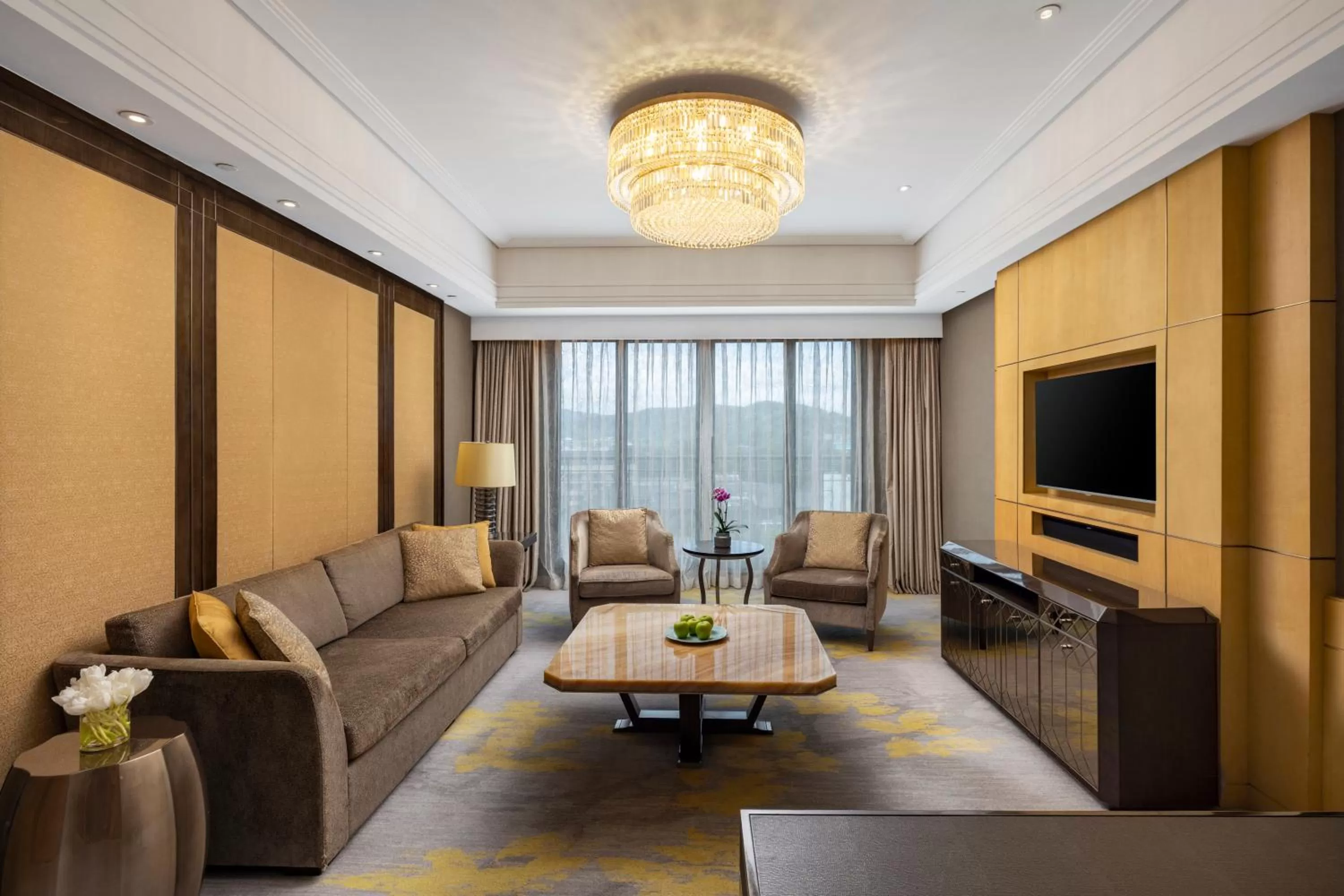 Living room, Seating Area in Midtown Shangri-La, Hangzhou
