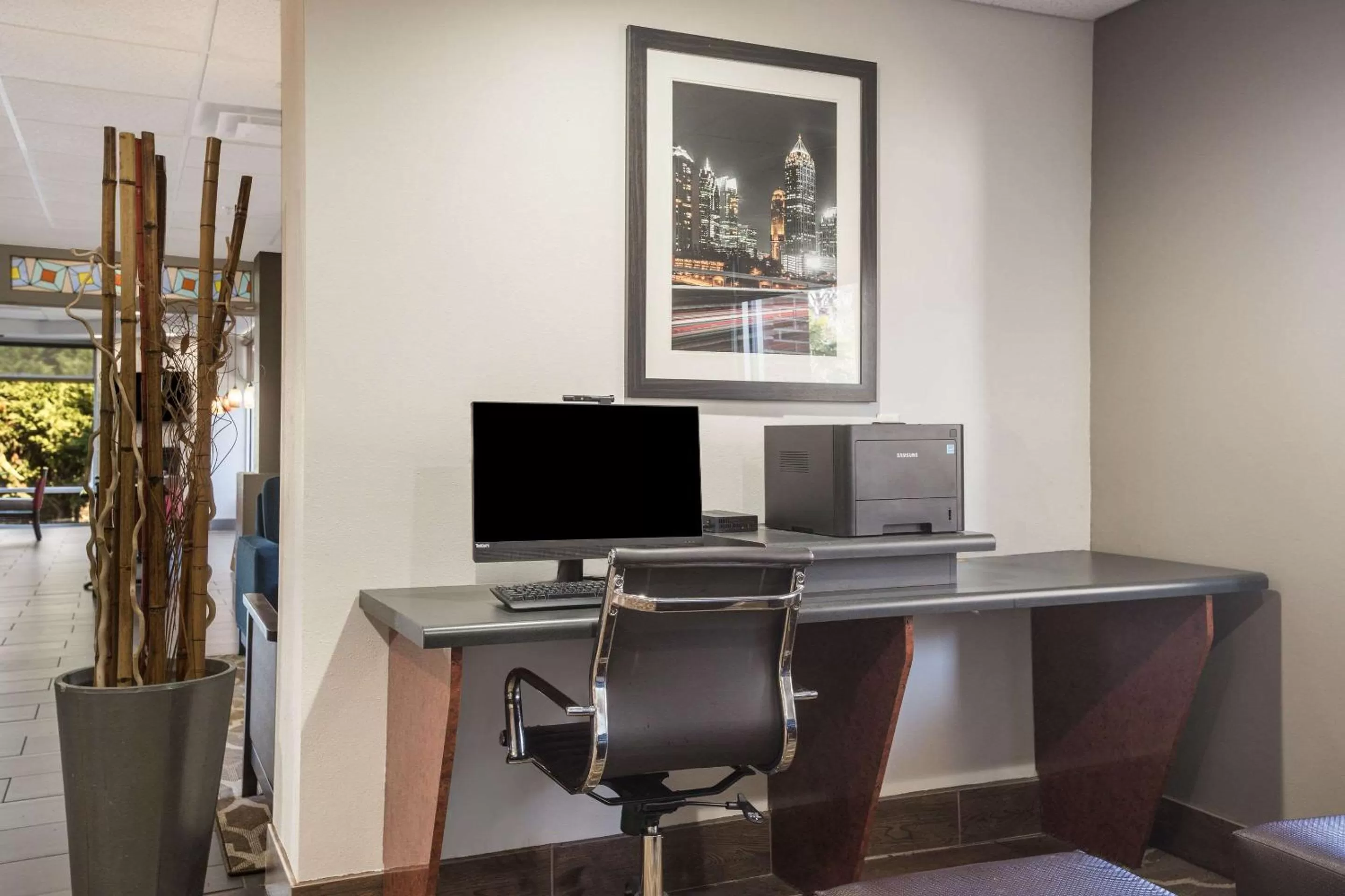 On site in Comfort Suites Forsyth near I-75