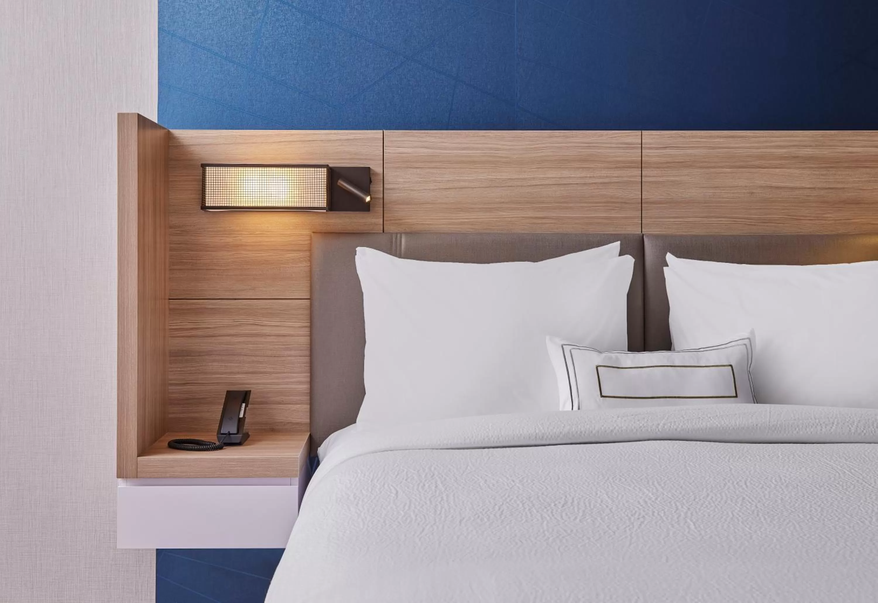 Bed in SpringHill Suites by Marriott Chicago Chinatown