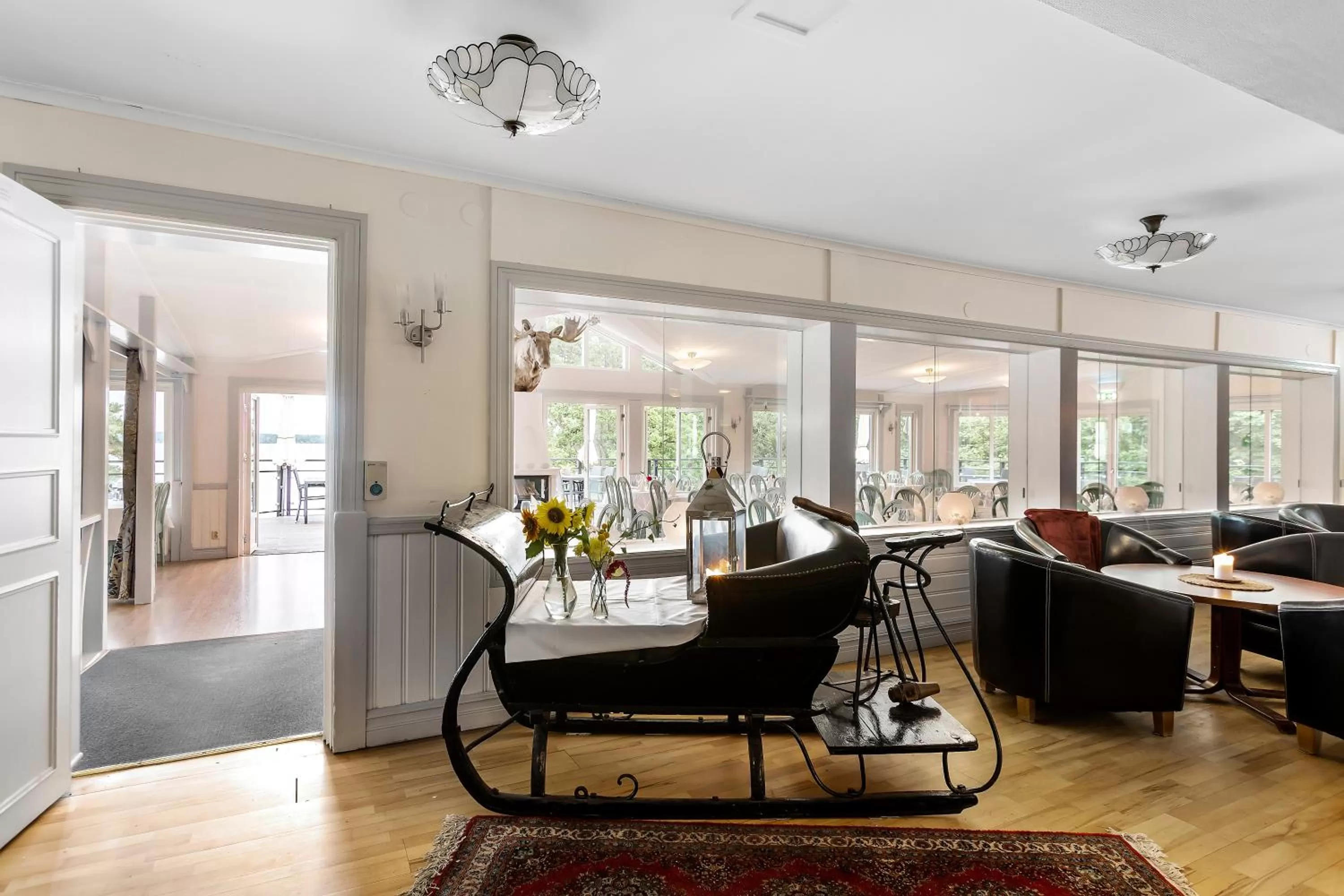 Seating area in Hotel Ullinge