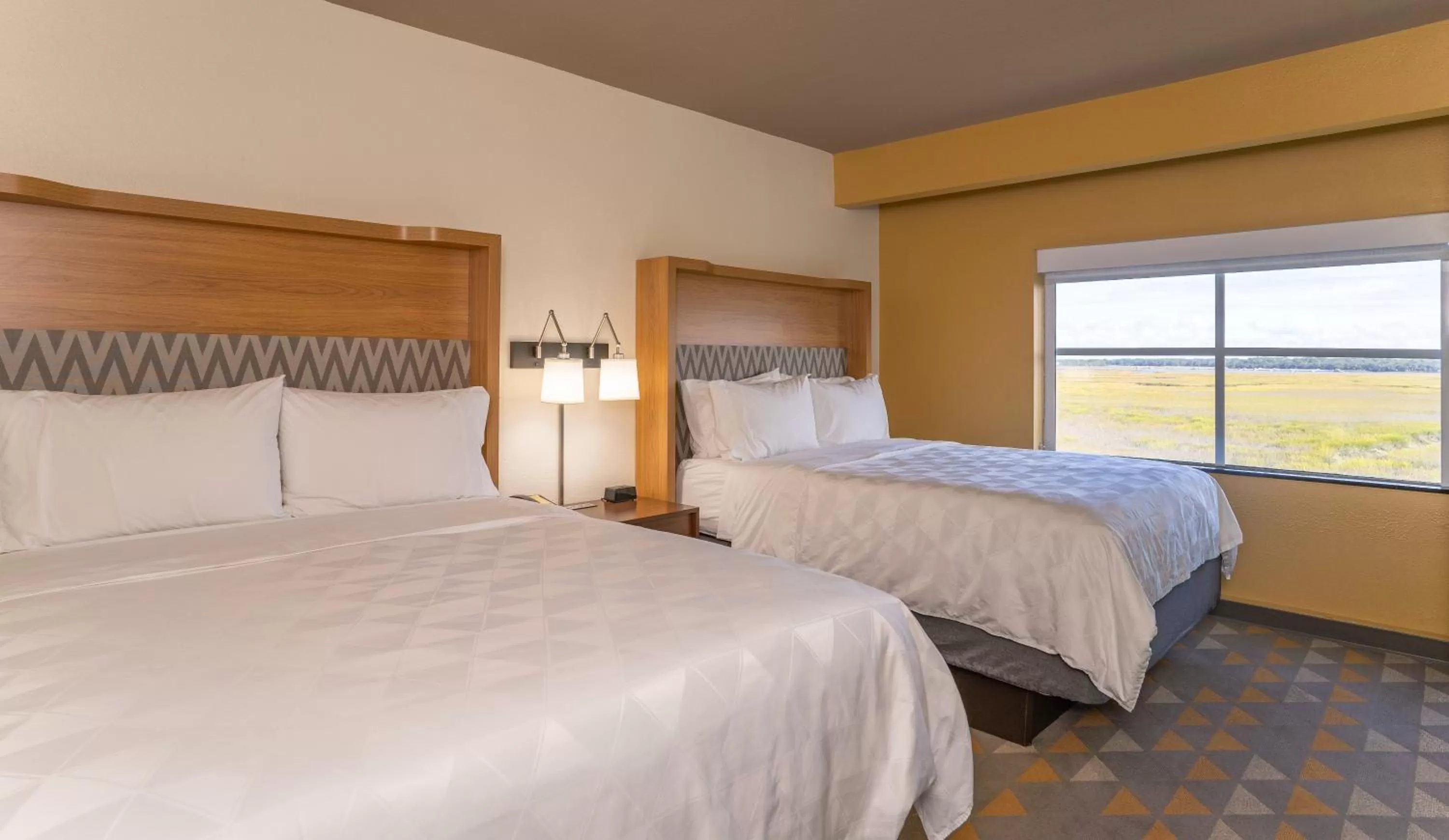 Bedroom in Holiday Inn Hotel & Suites Beaufort at Highway 21 by IHG