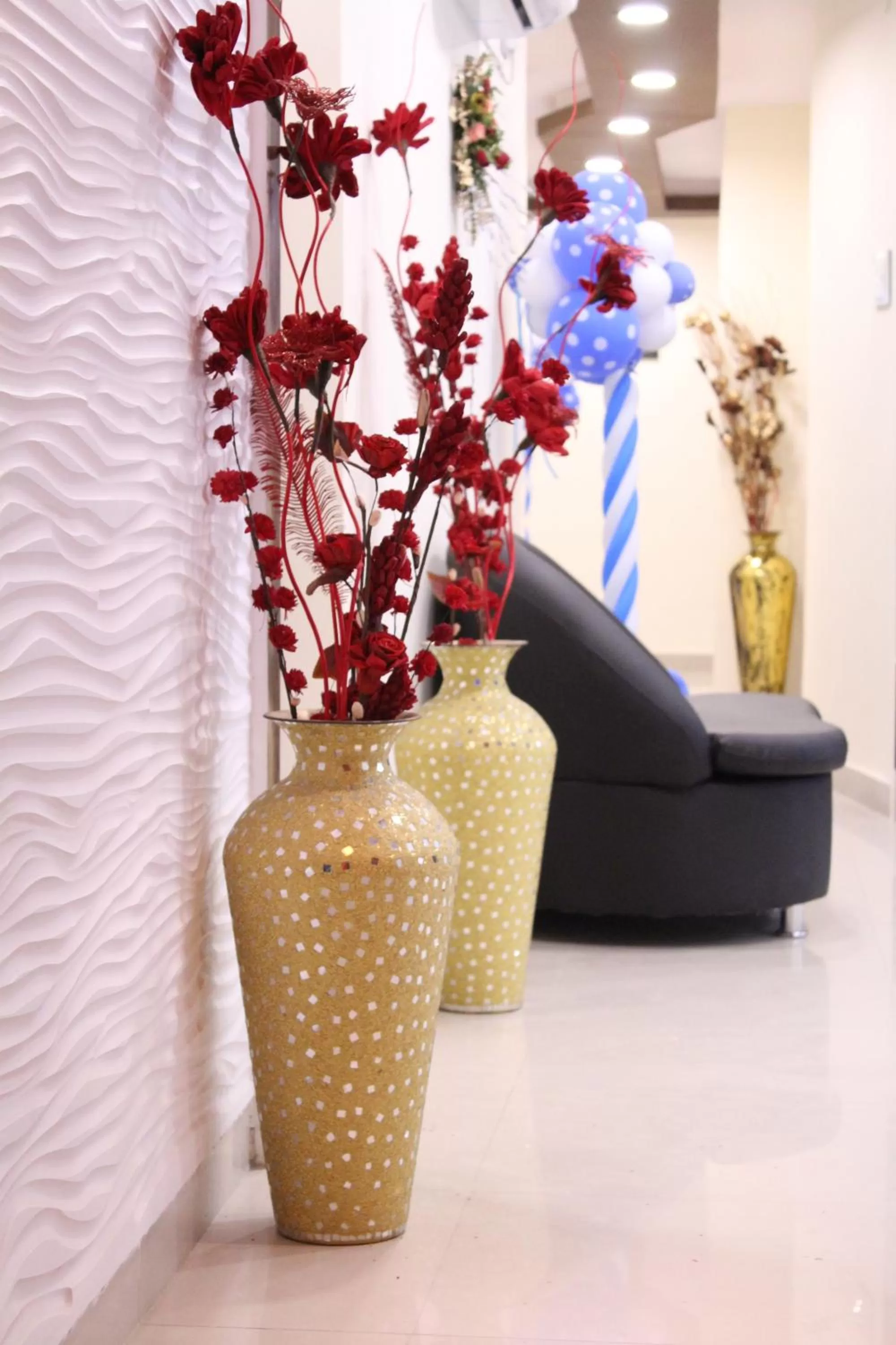 Facade/entrance in Citi Inn