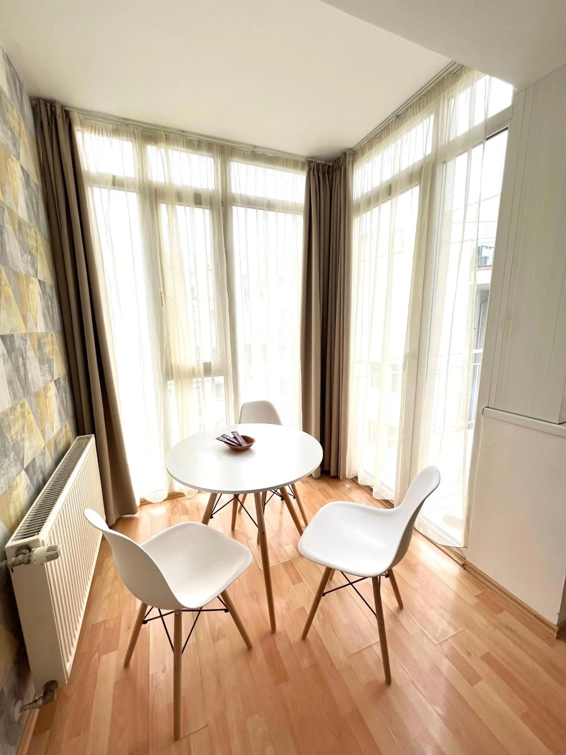 Seating area in Nova Apartments