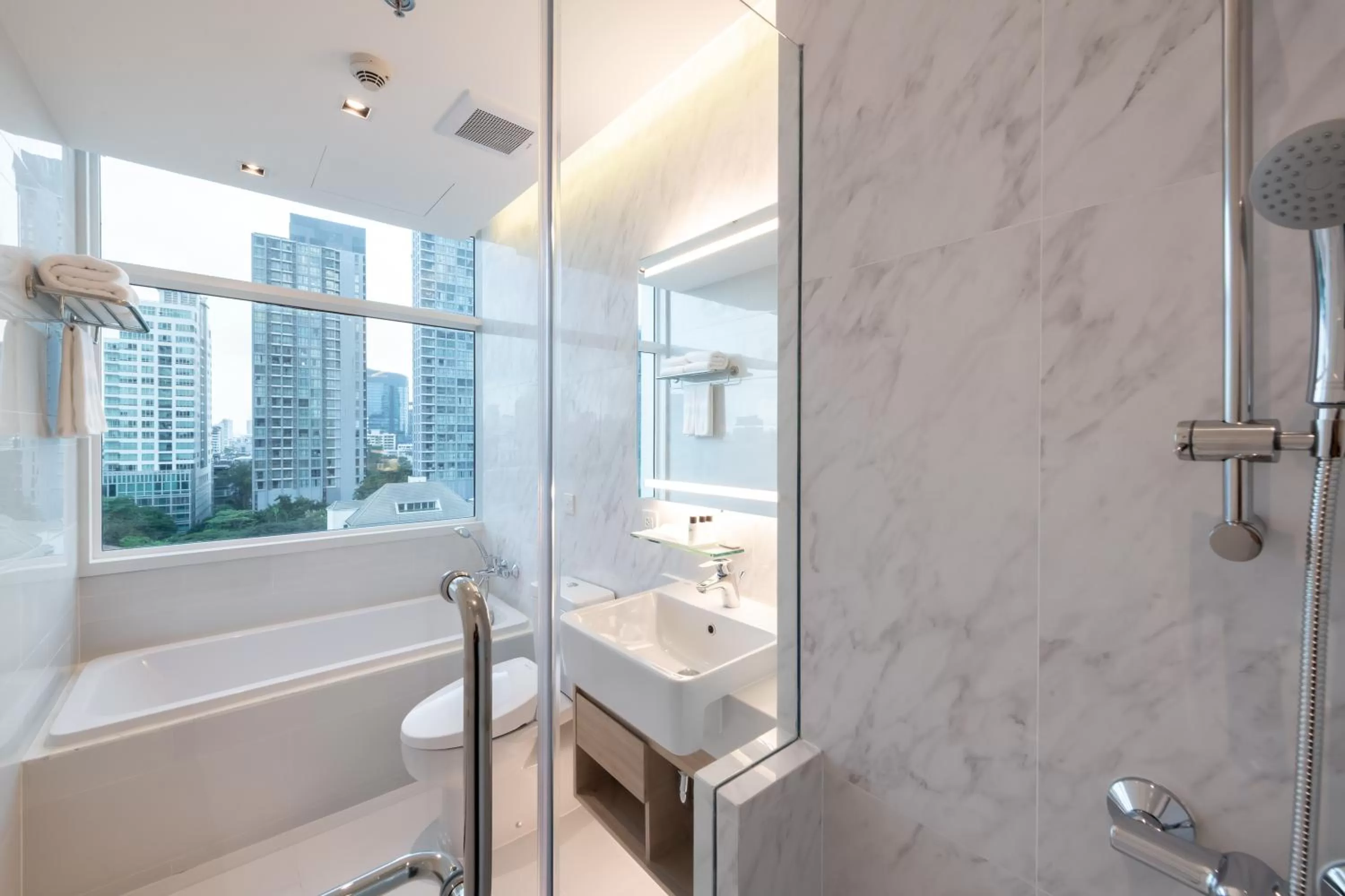 Bathroom in Jasmine 59 Hotel