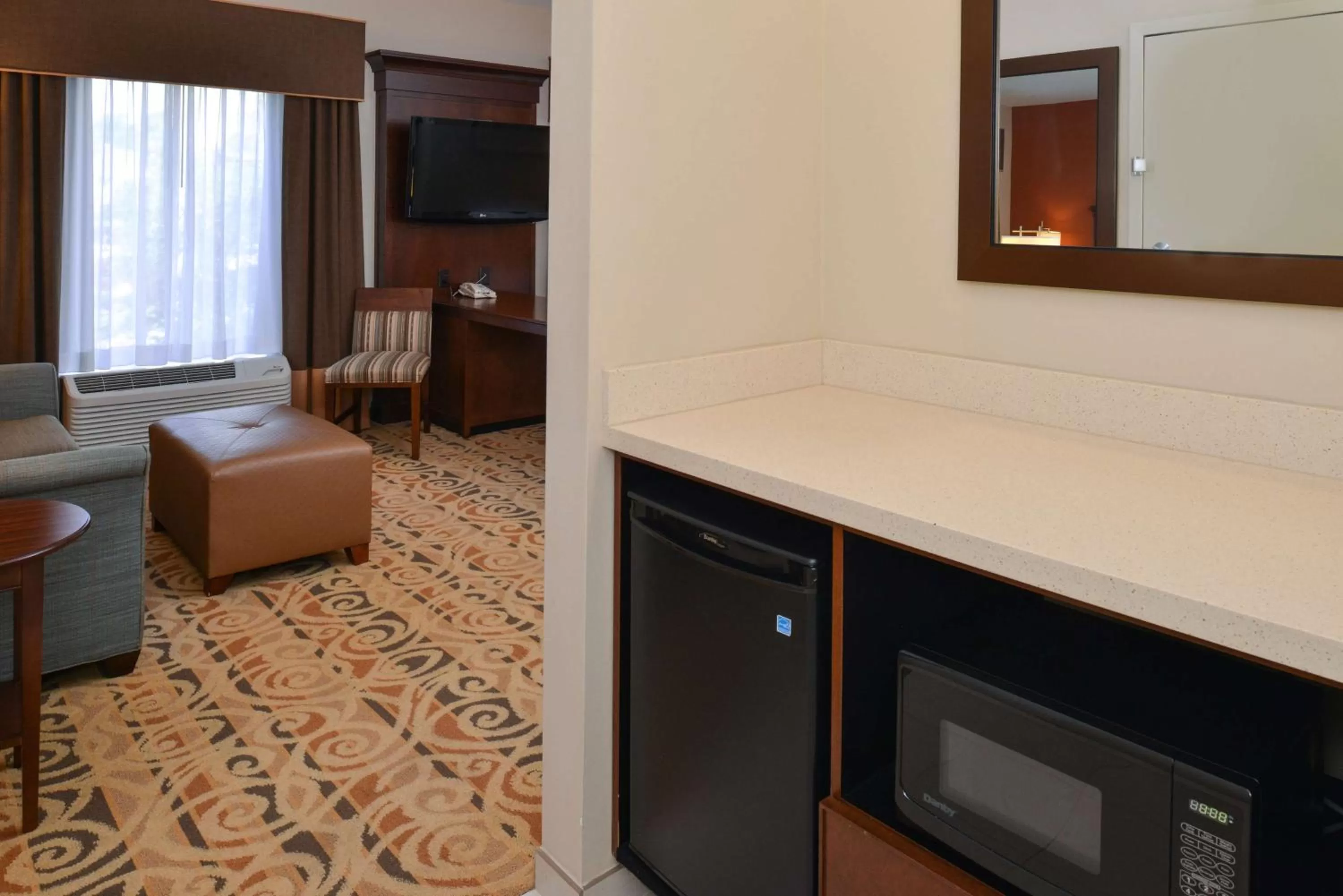 Kitchen or kitchenette in Hampton Inn & Suites - Ocala