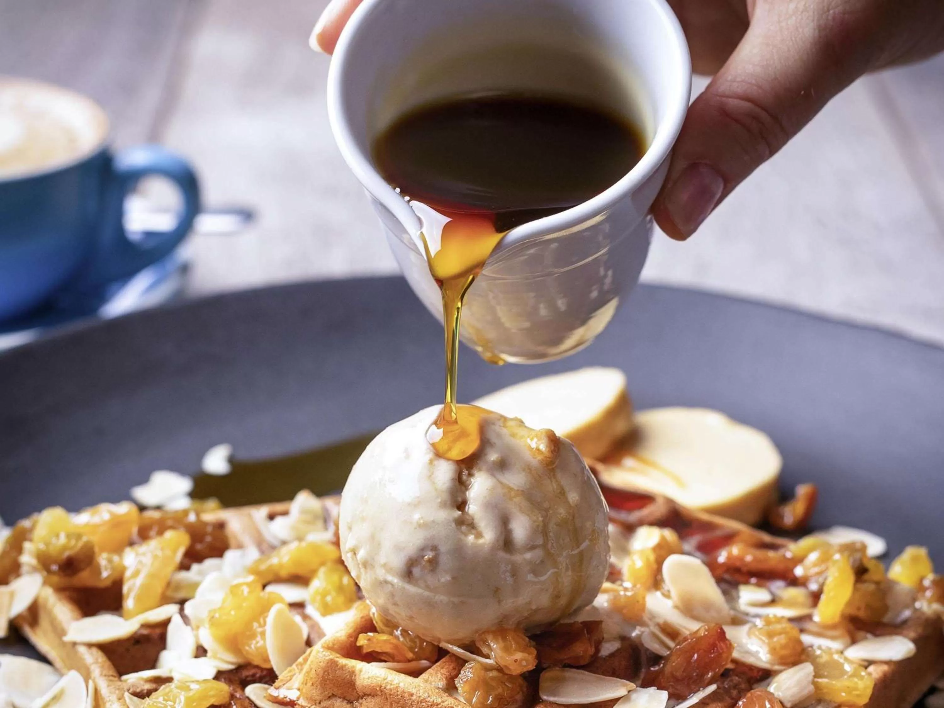 Restaurant/places to eat in Sofitel Noosa Pacific Resort