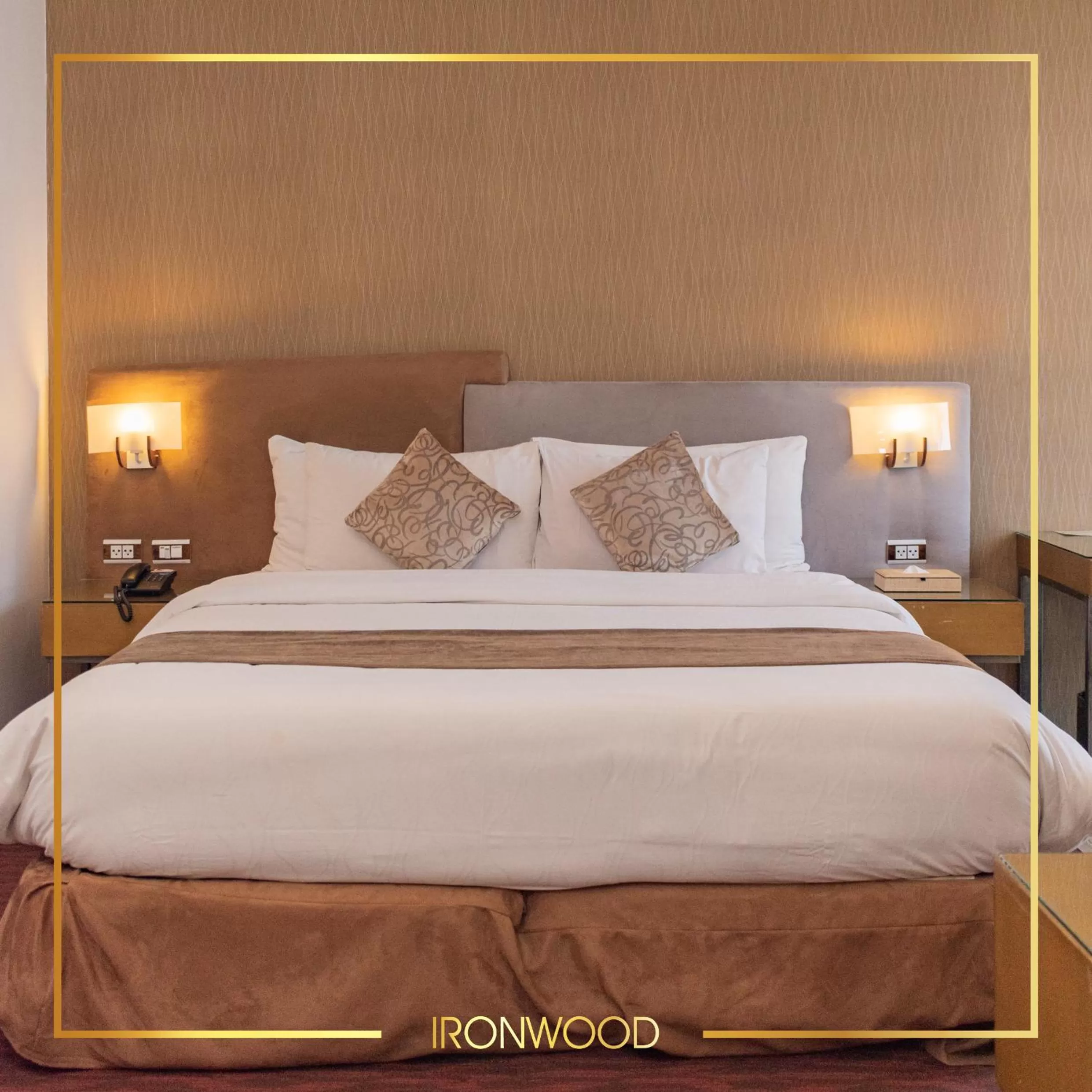 Premium King Room in Ironwood Hotel