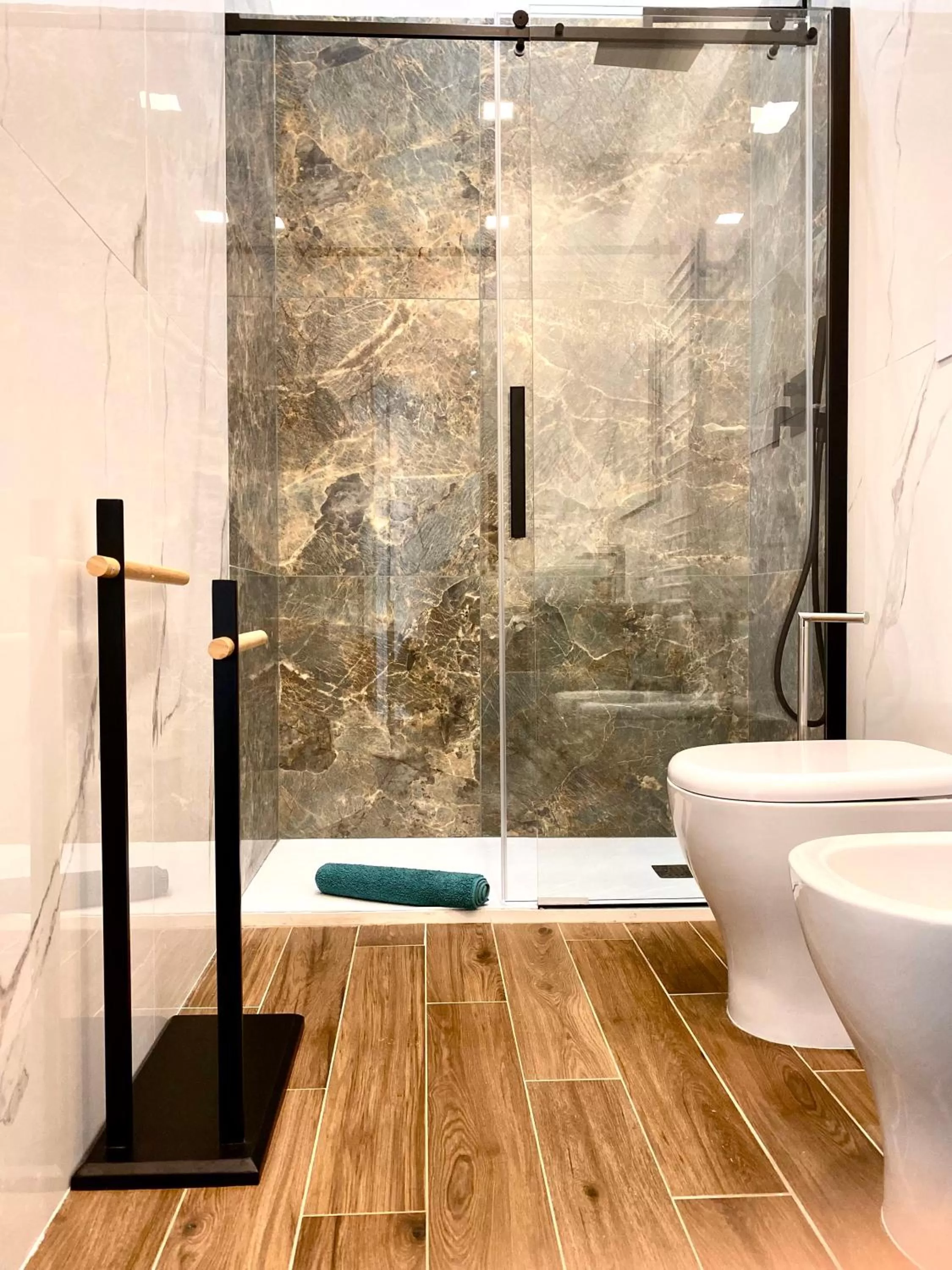 Shower, Bathroom in Casa Roma