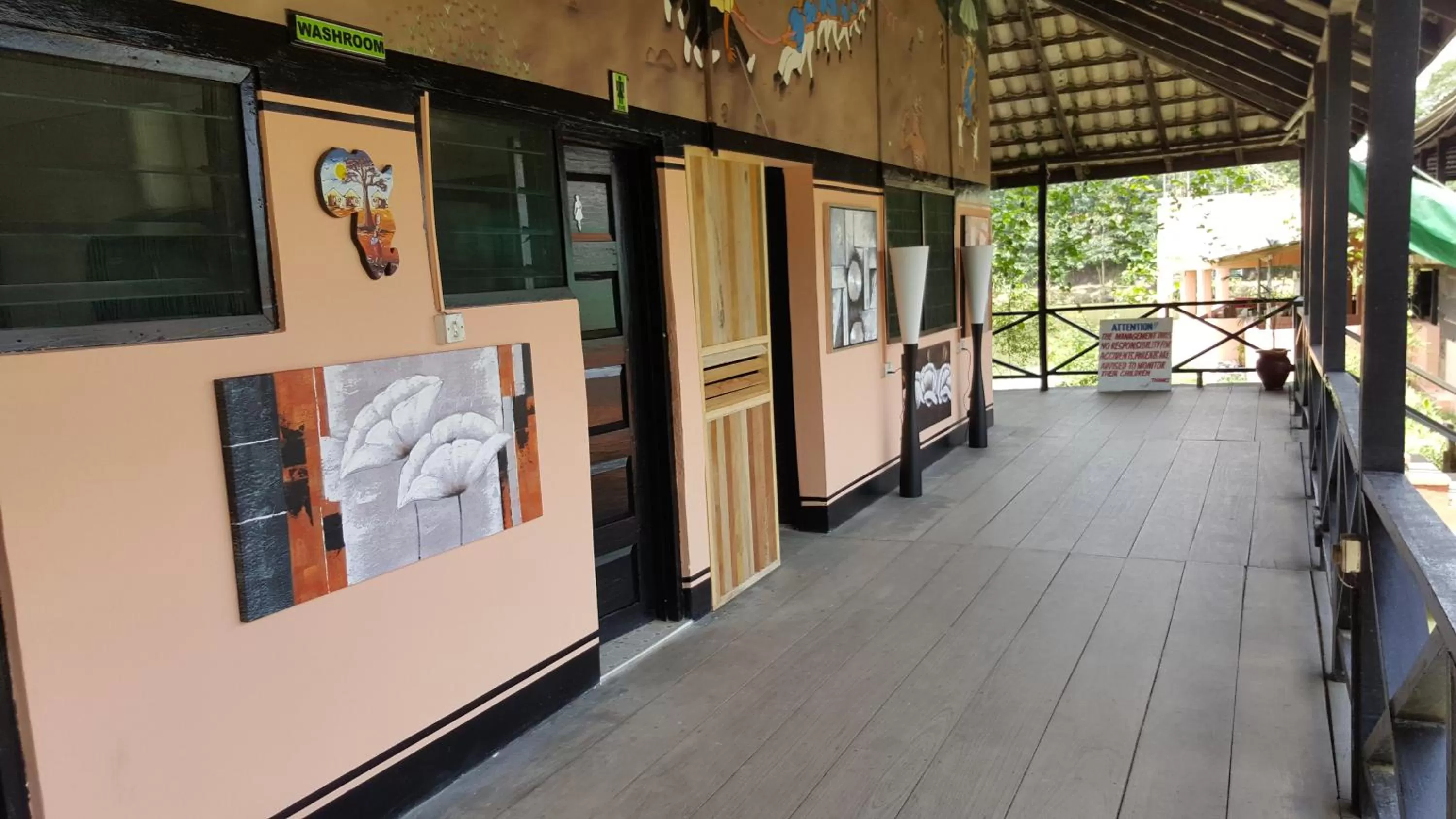 Property building in Hans Cottage Botel