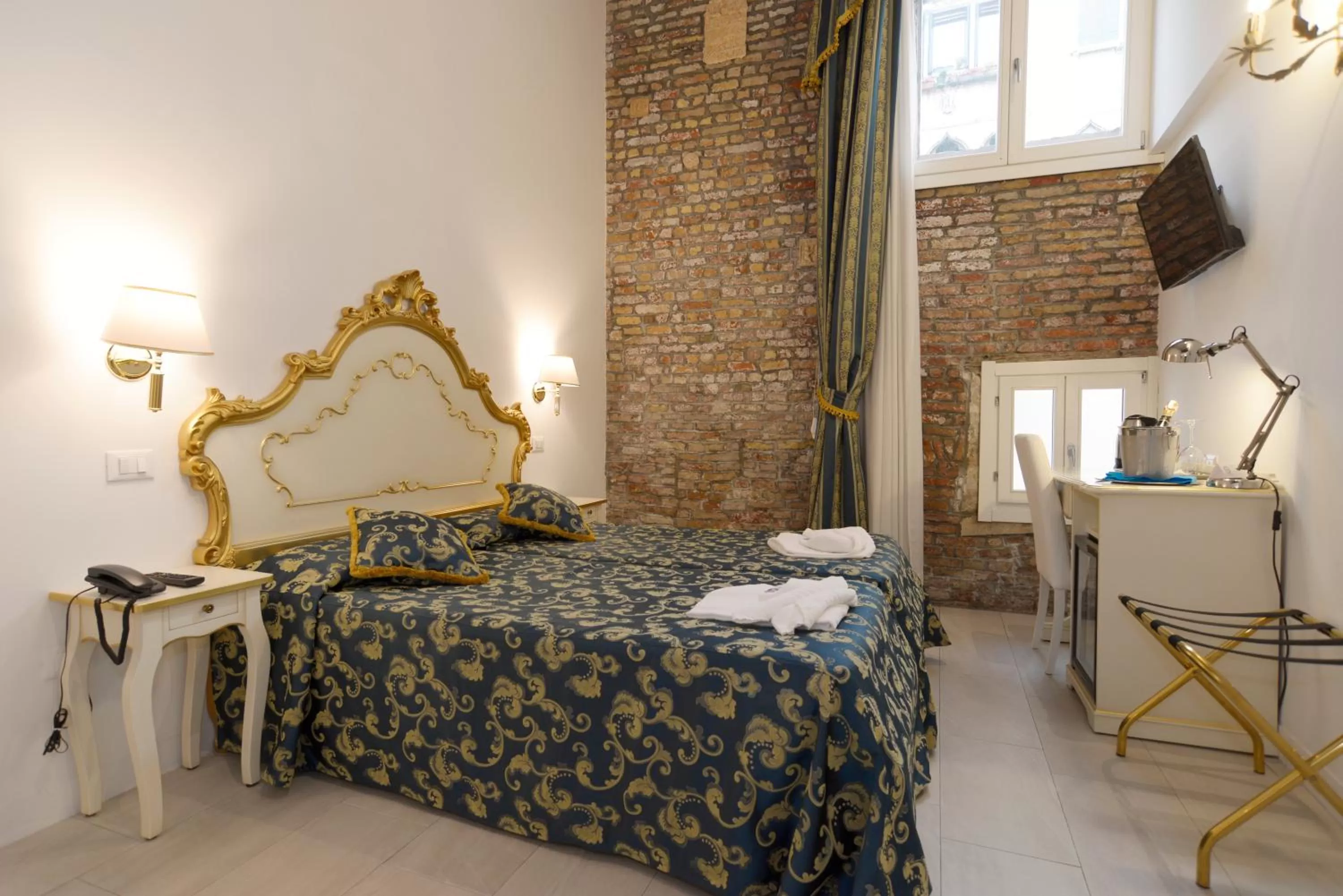 TV and multimedia, Bed in Al Mascaron Ridente