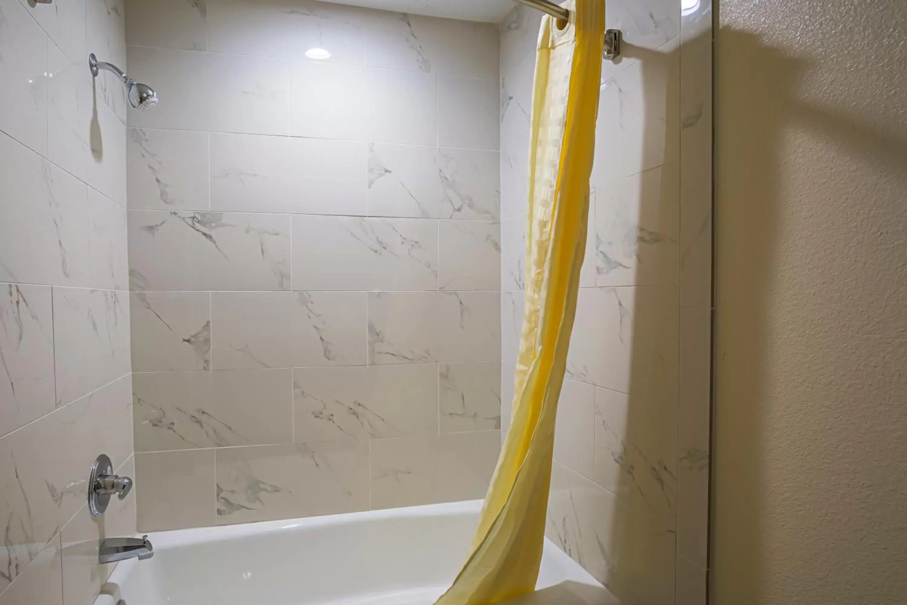 King Room - Non-Smoking in Quality Inn Rockport on Aransas Bay King Room - Non-Smoking in Quality Inn Rockport on Aransas Bay