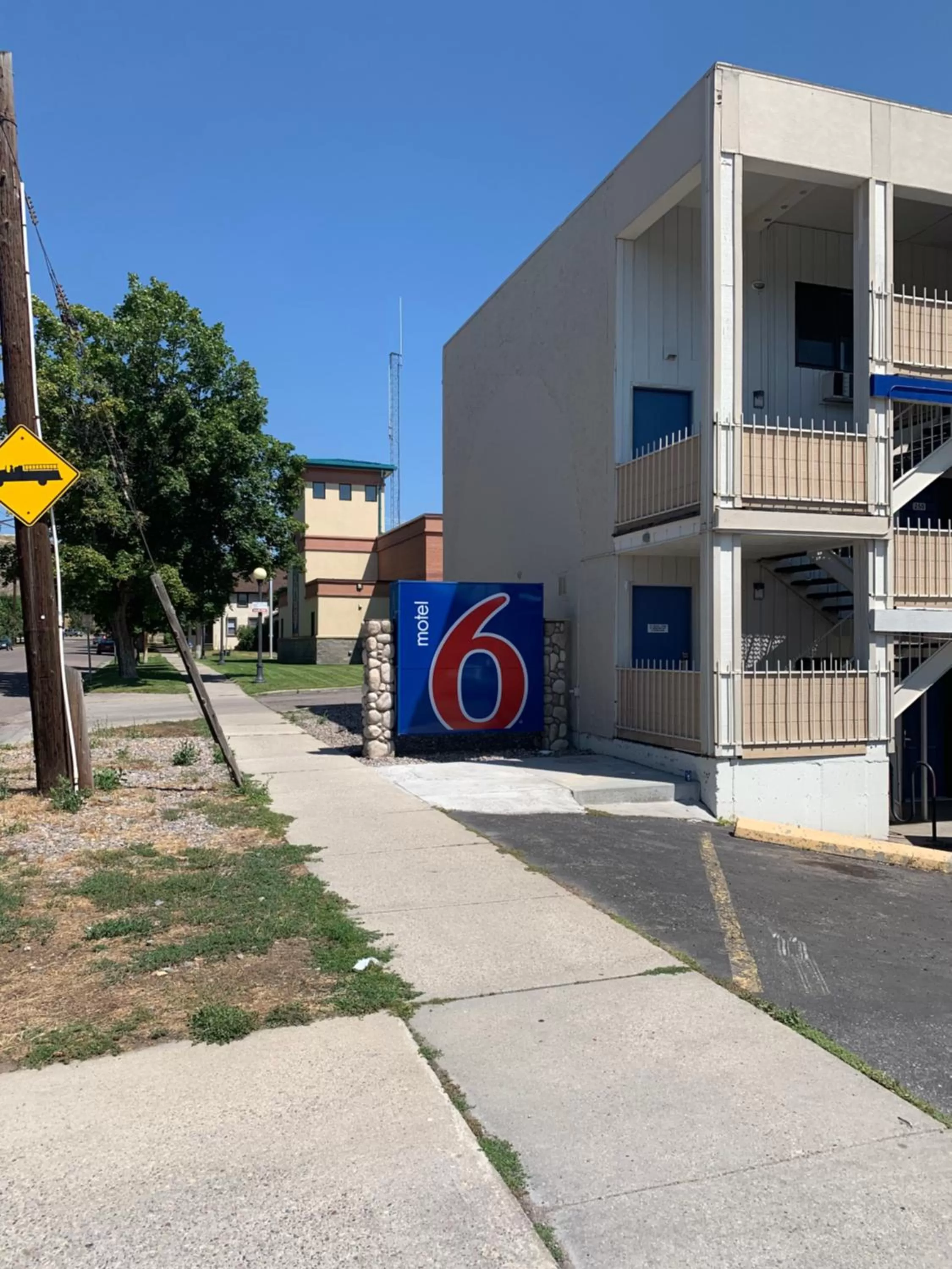 Facade/entrance in Motel 6 University Missoula
